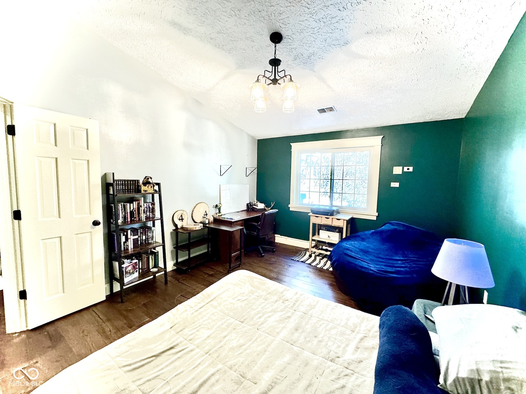 8104 Glenwillow Lane Unit: 208