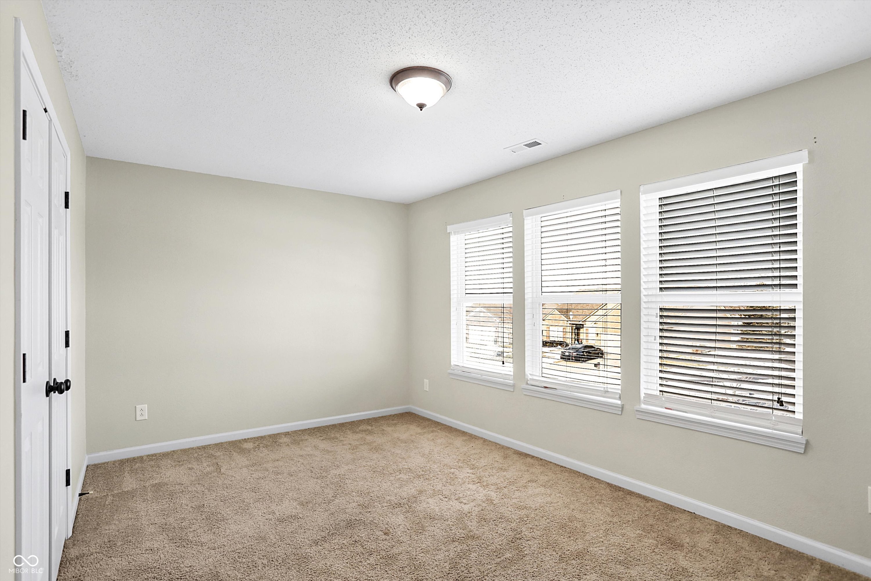 3661 Indigo Blue Boulevard