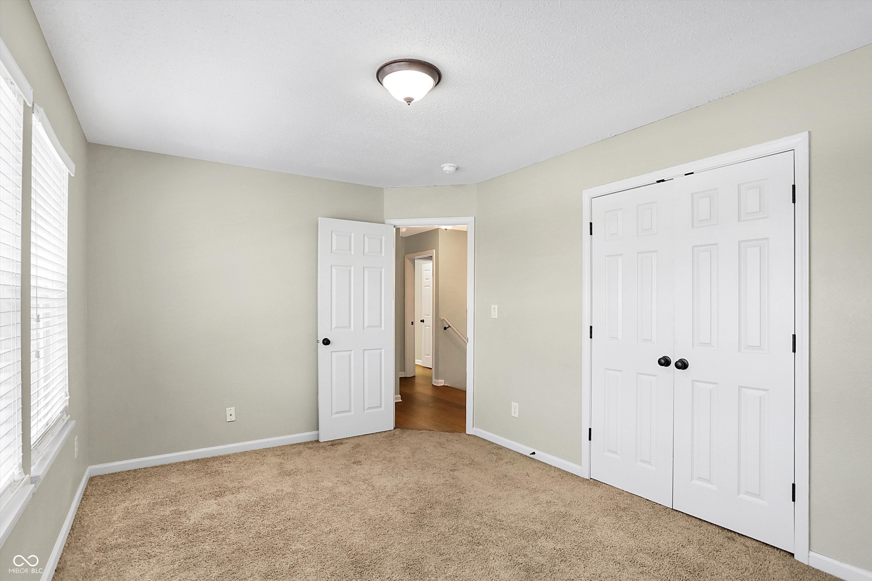 3661 Indigo Blue Boulevard