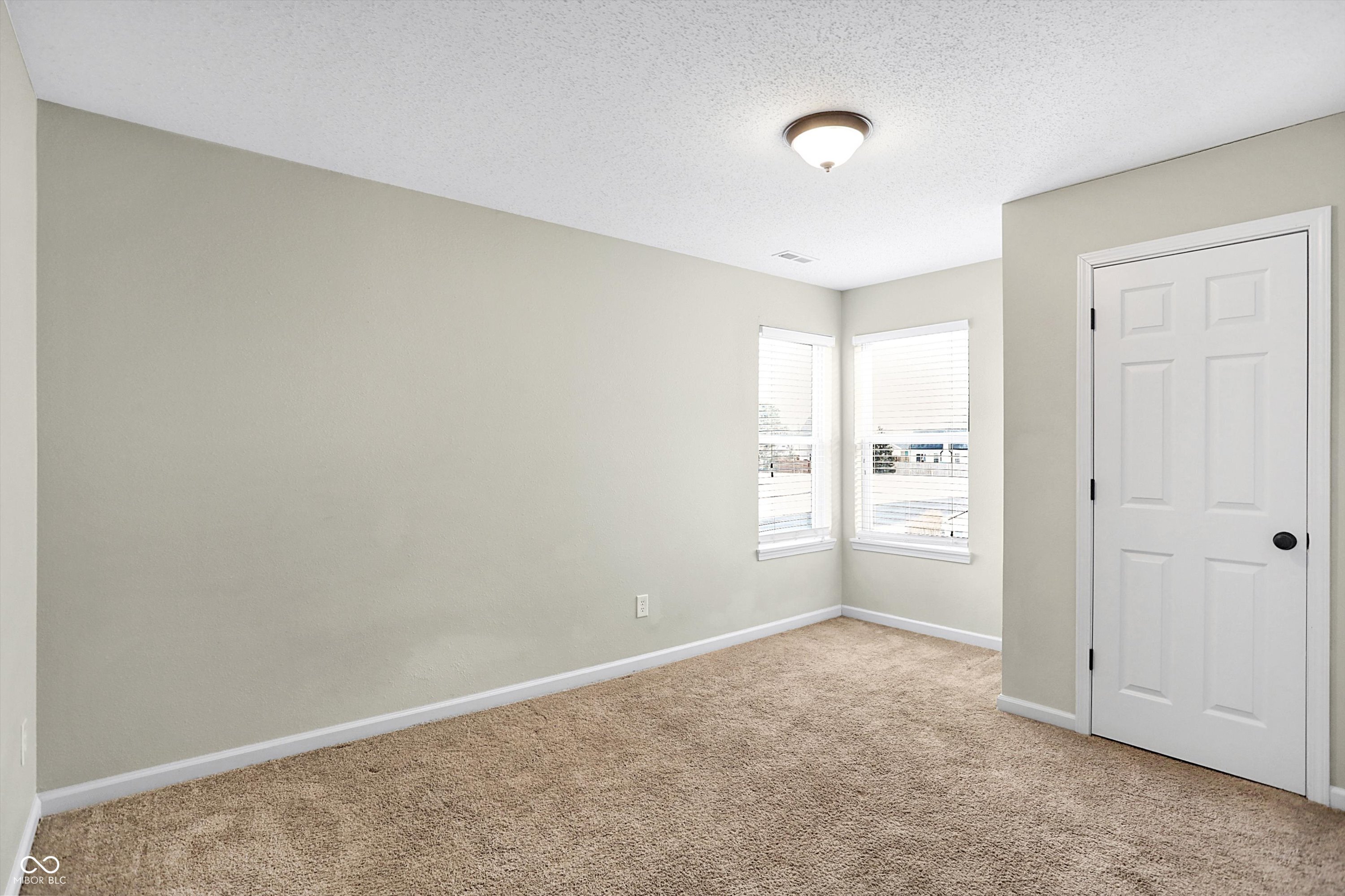 3661 Indigo Blue Boulevard