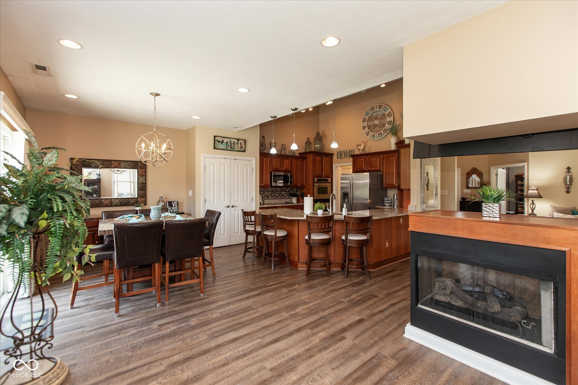 494 Leah Way