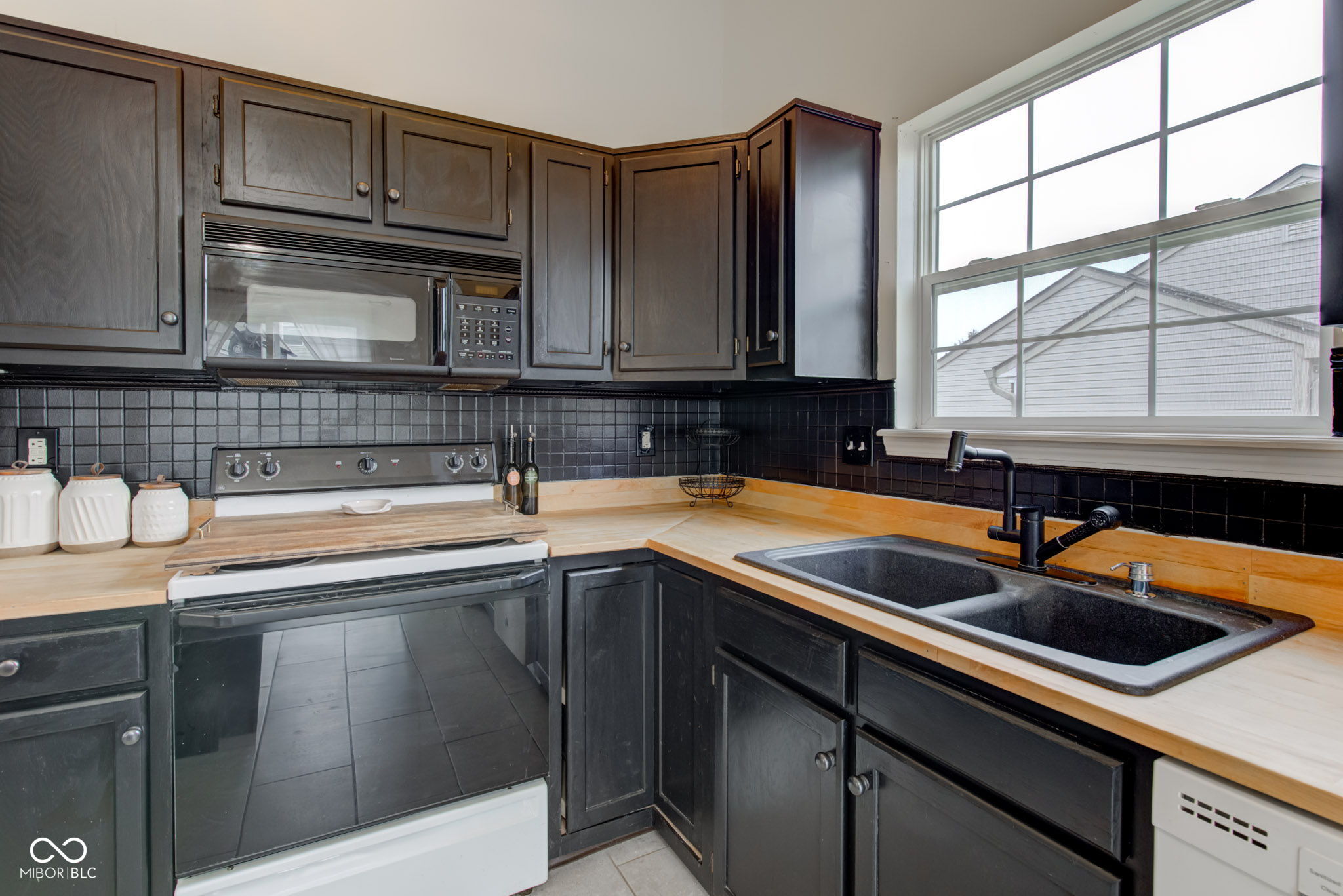 6465 Blakeview Drive
