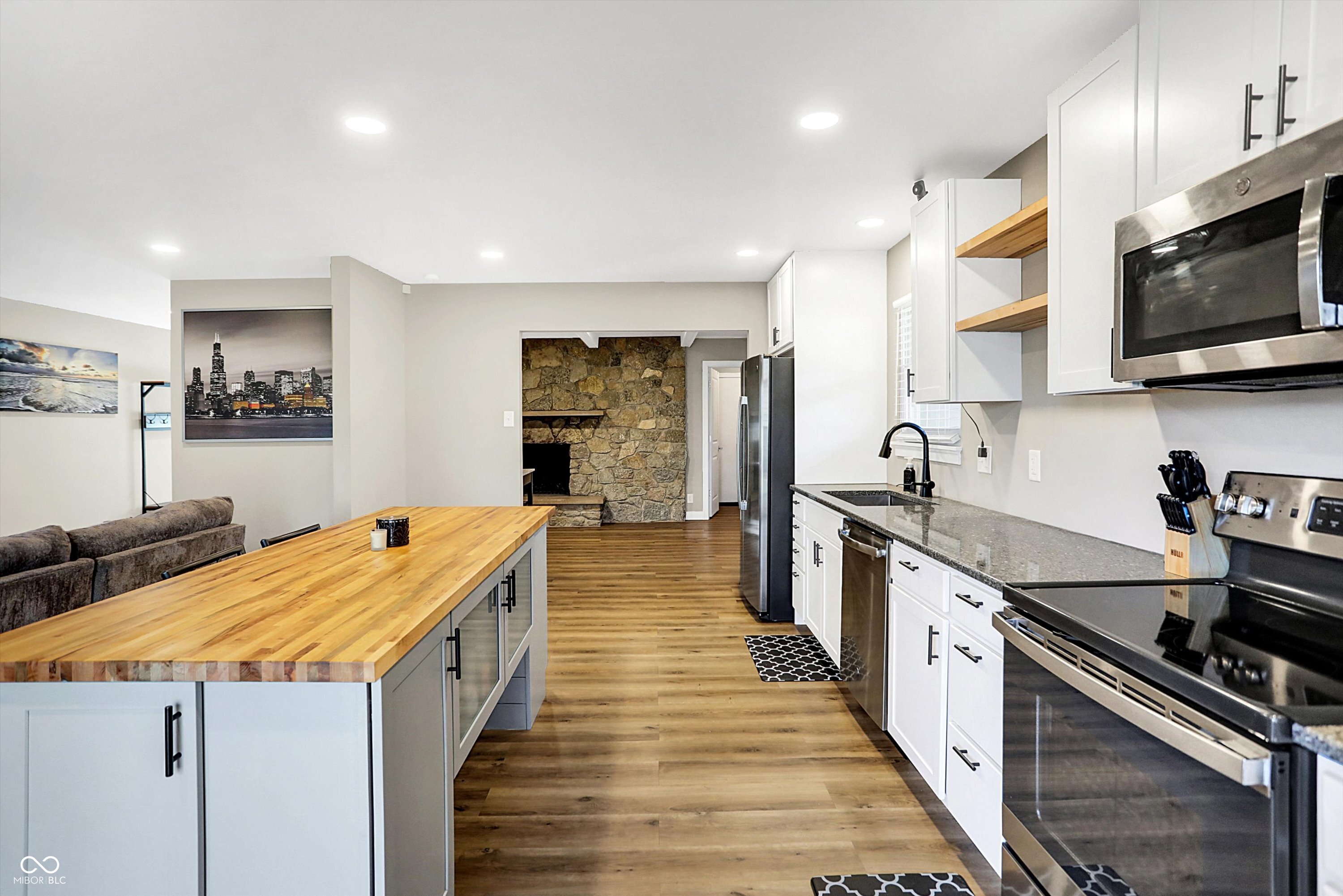 1442 Northbrook Drive
