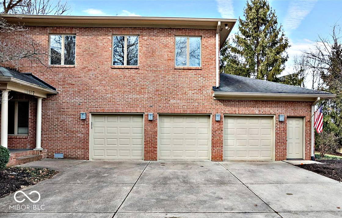 10617 Hunters Cove Drive