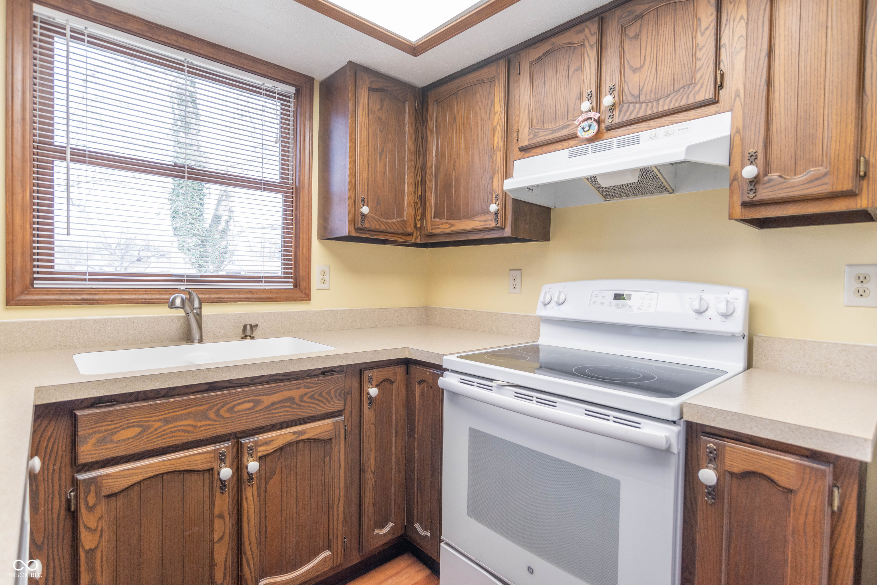 1204 Kauai Court