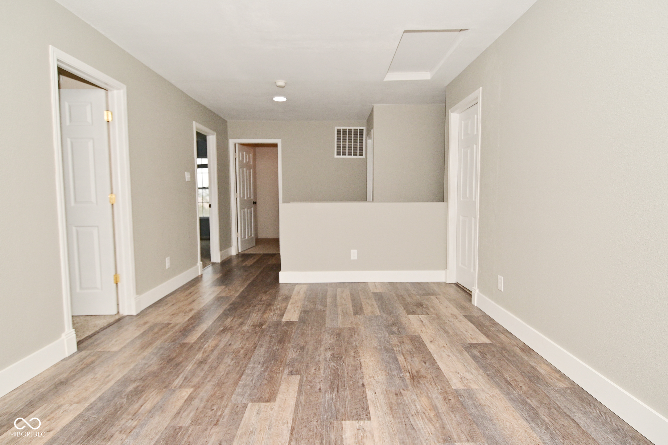 1310 Shadetree Lane