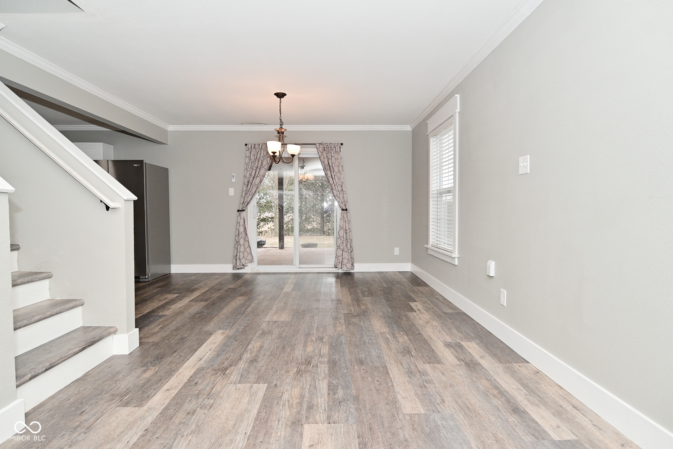 1310 Shadetree Lane