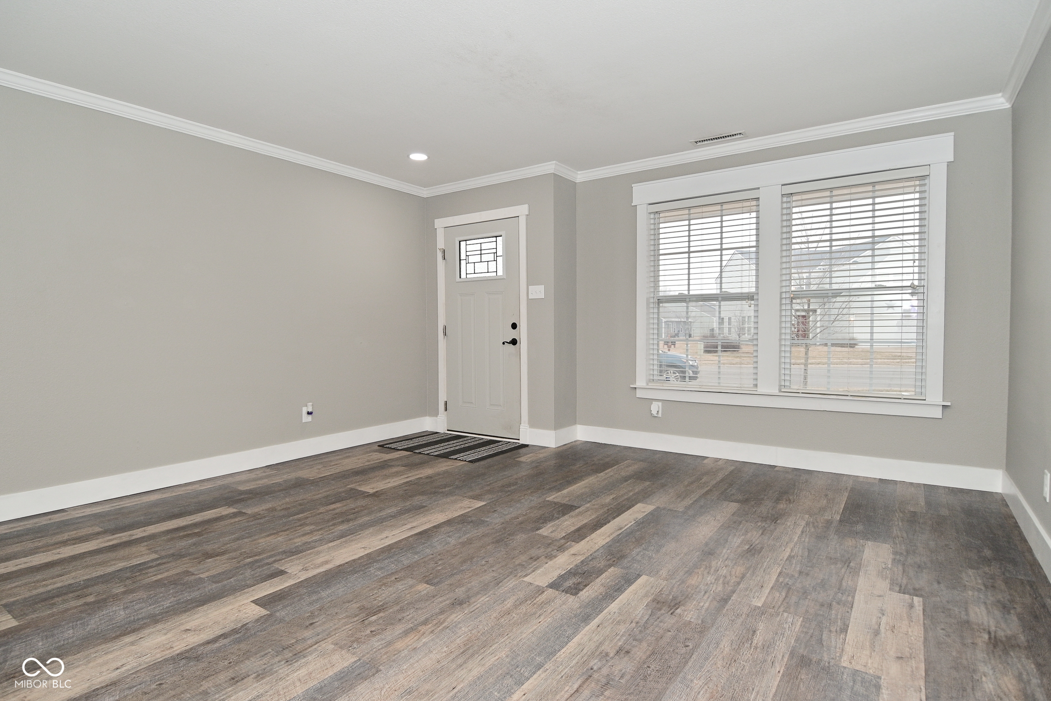 1310 Shadetree Lane