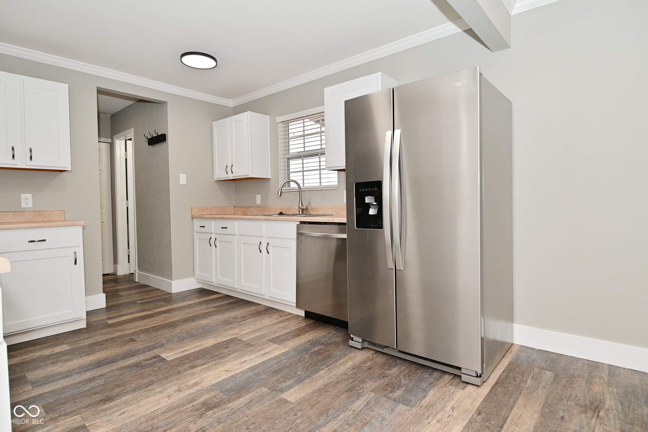 1310 Shadetree Lane