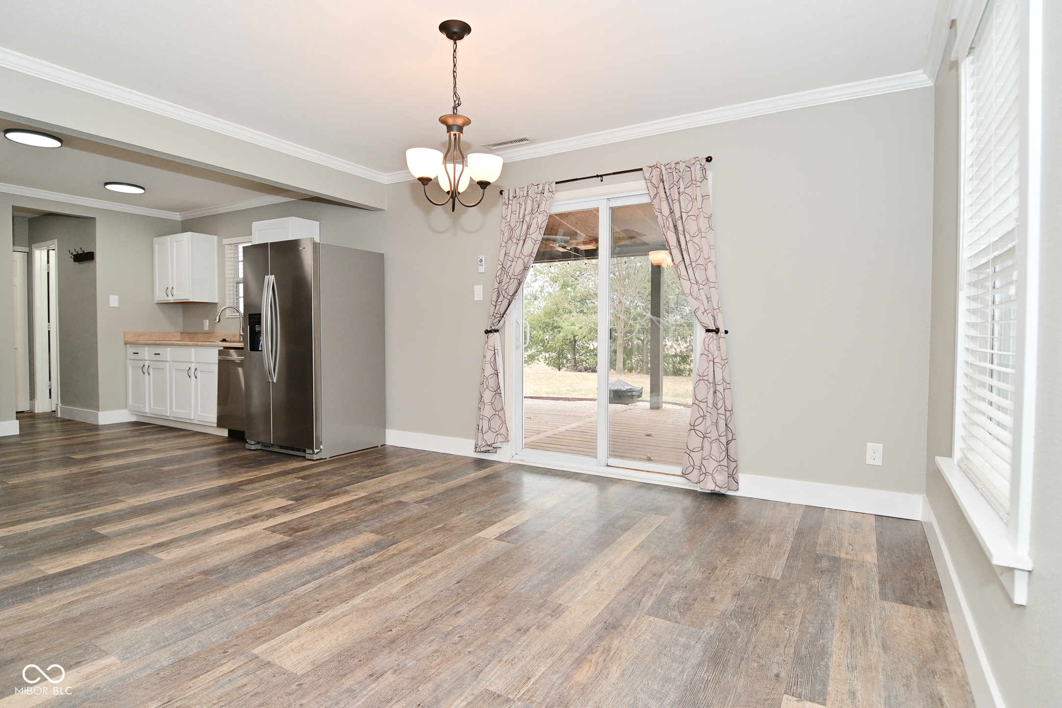 1310 Shadetree Lane