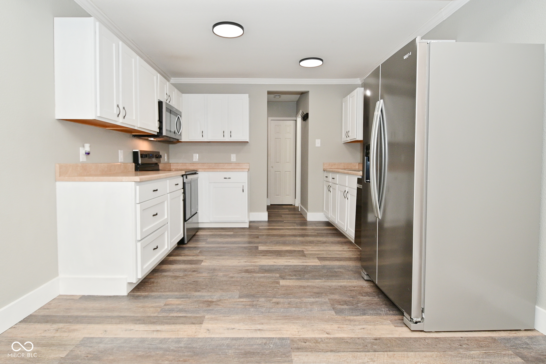 1310 Shadetree Lane