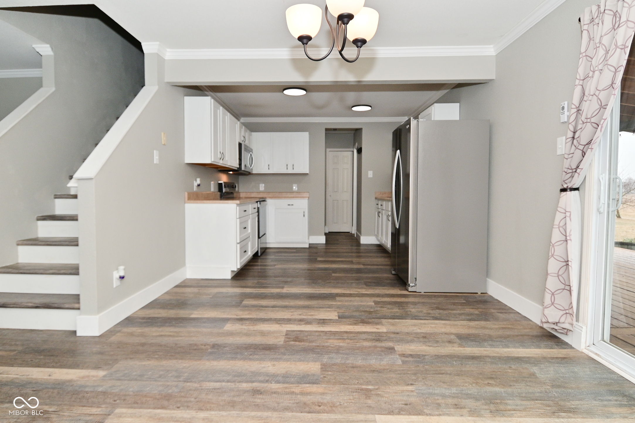 1310 Shadetree Lane