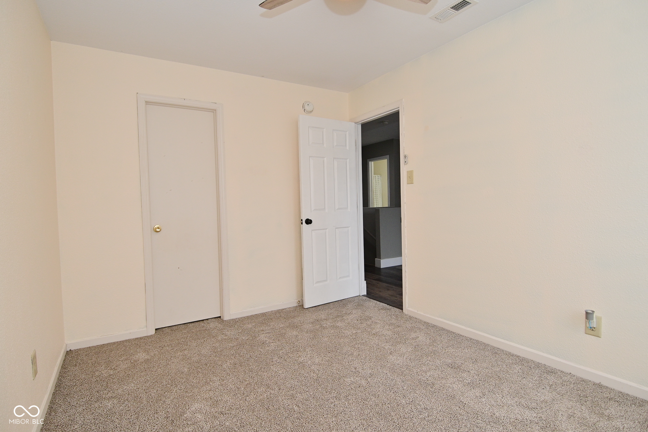 1310 Shadetree Lane