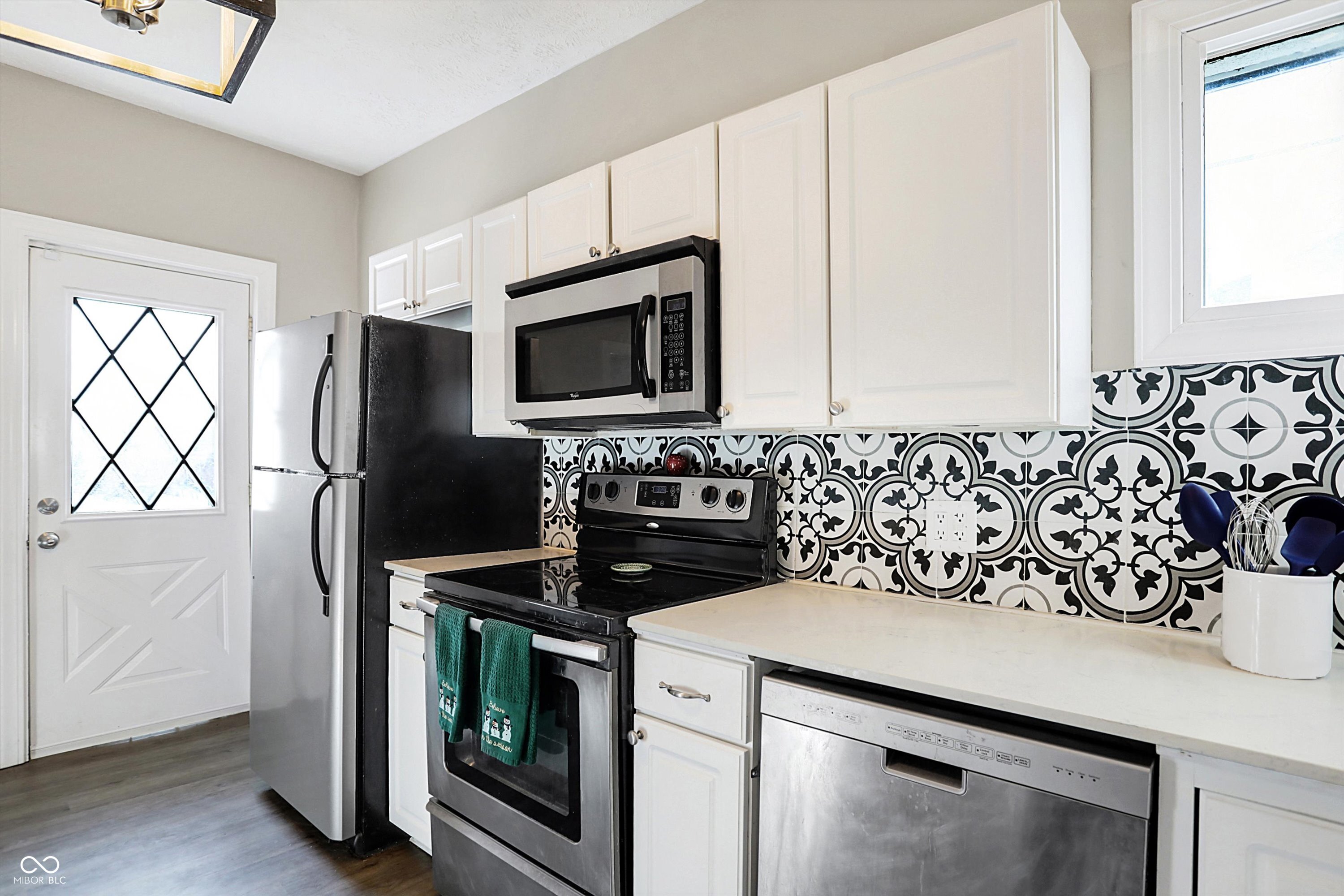 529 W 42nd Street