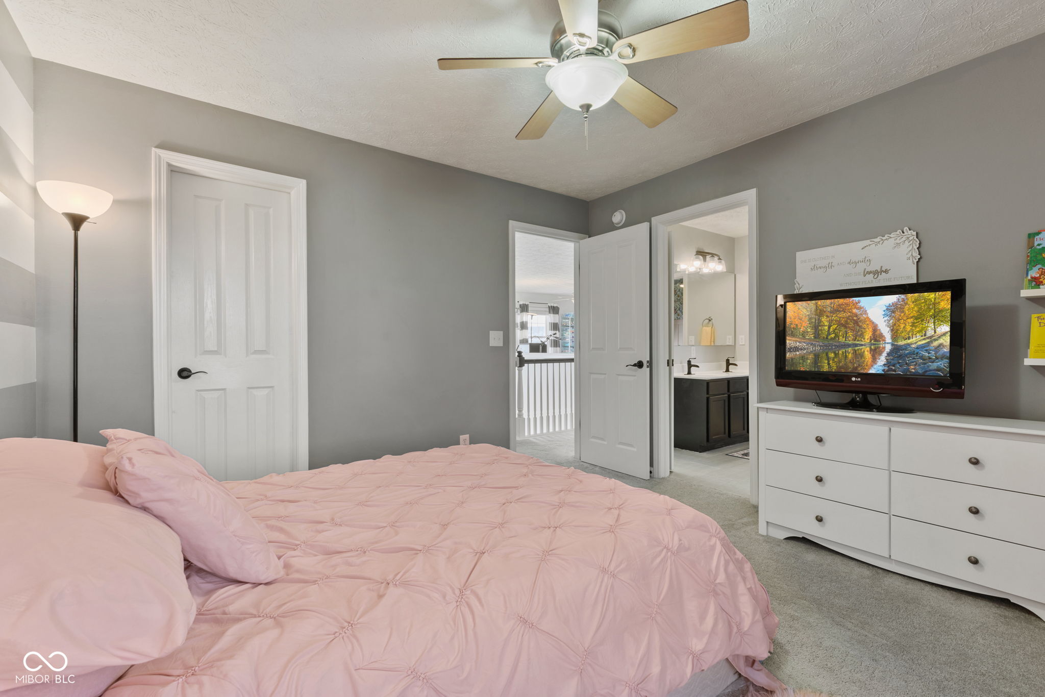 1062 Scarlet Quarry Circle