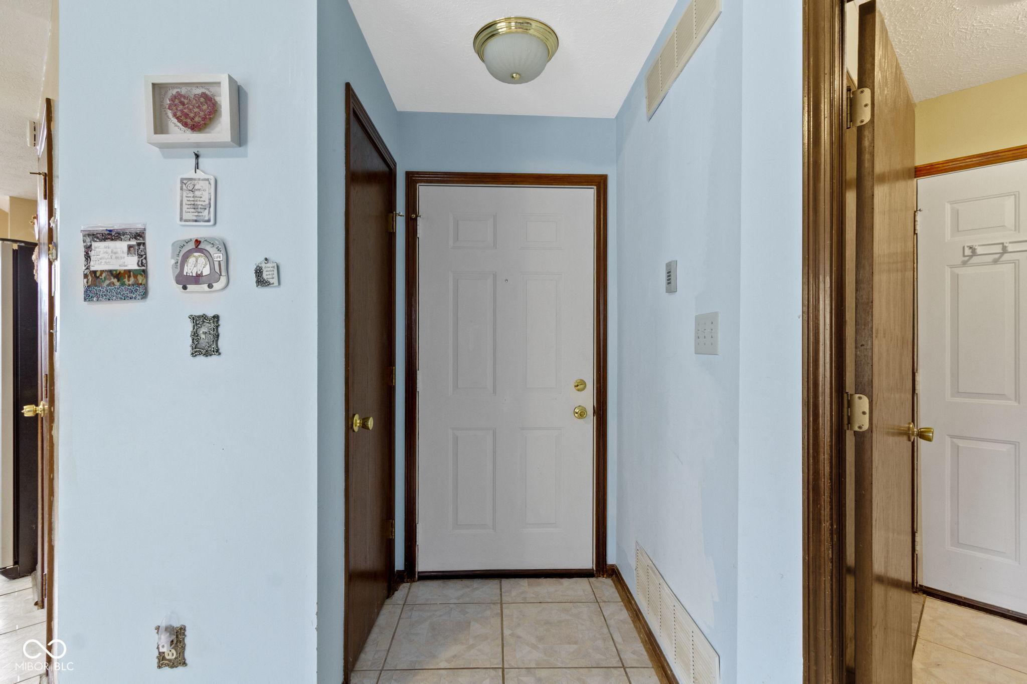 7024 Ringtail Court