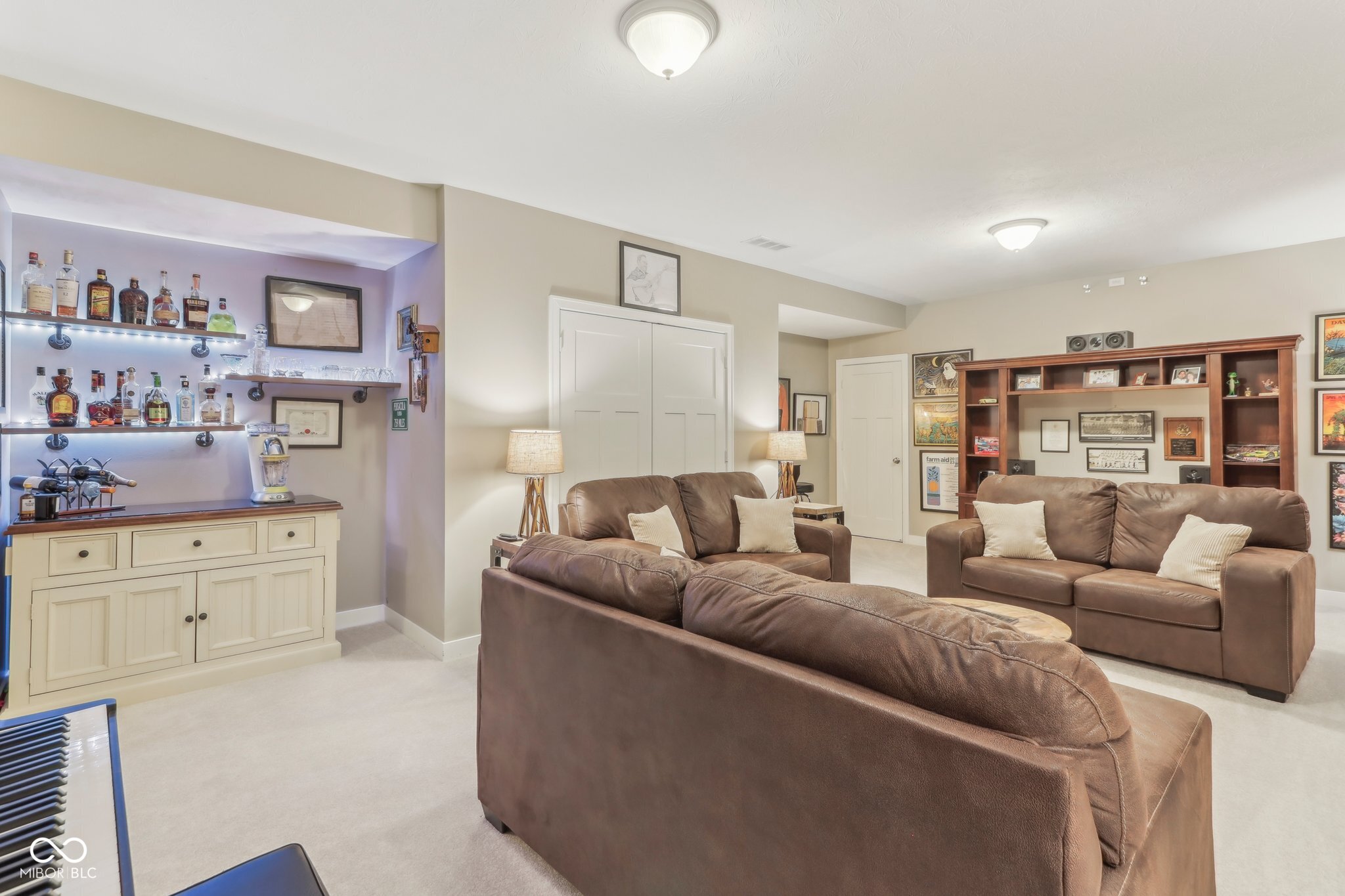 5528 Cottage Grove Lane