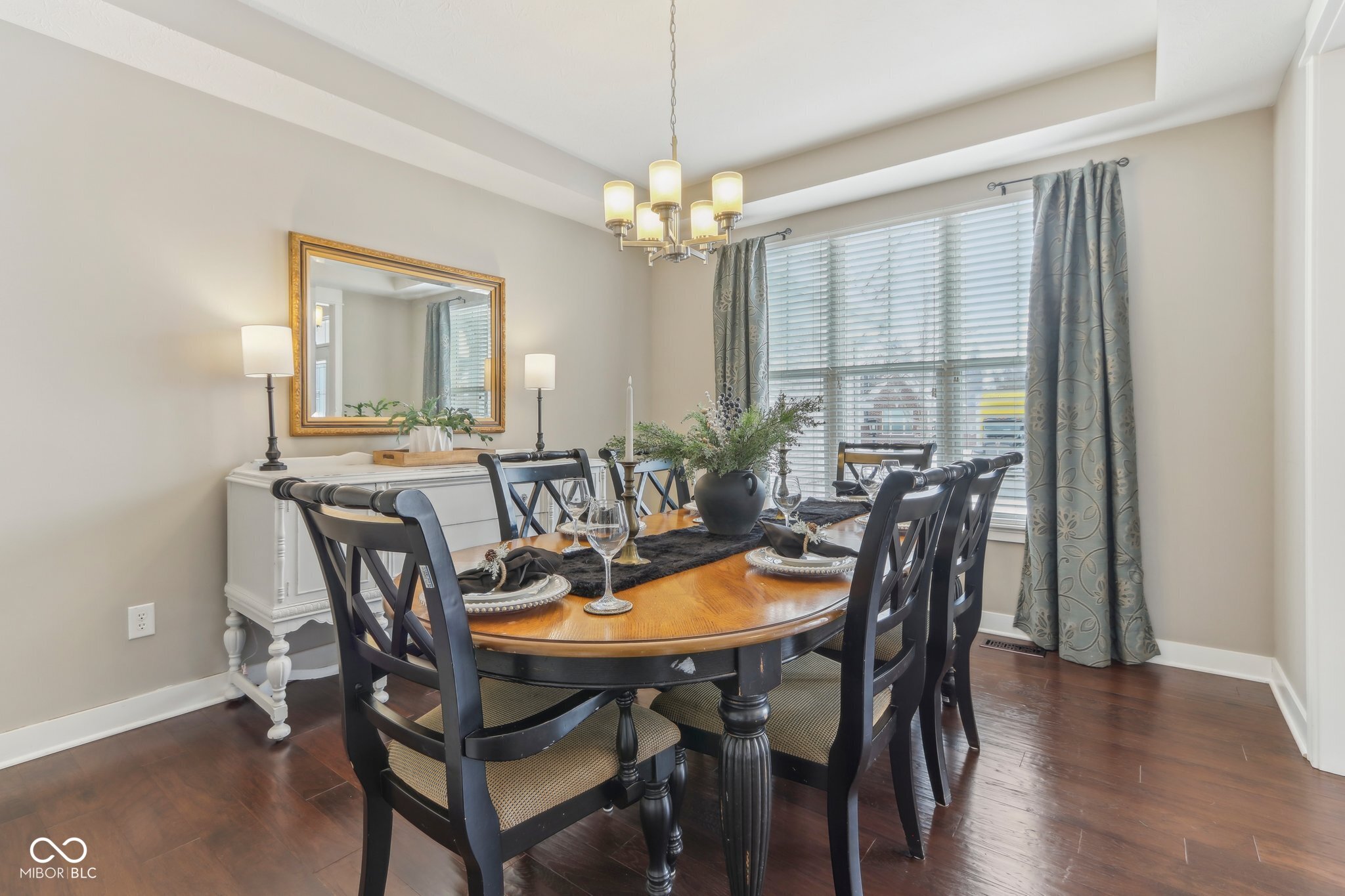 5528 Cottage Grove Lane