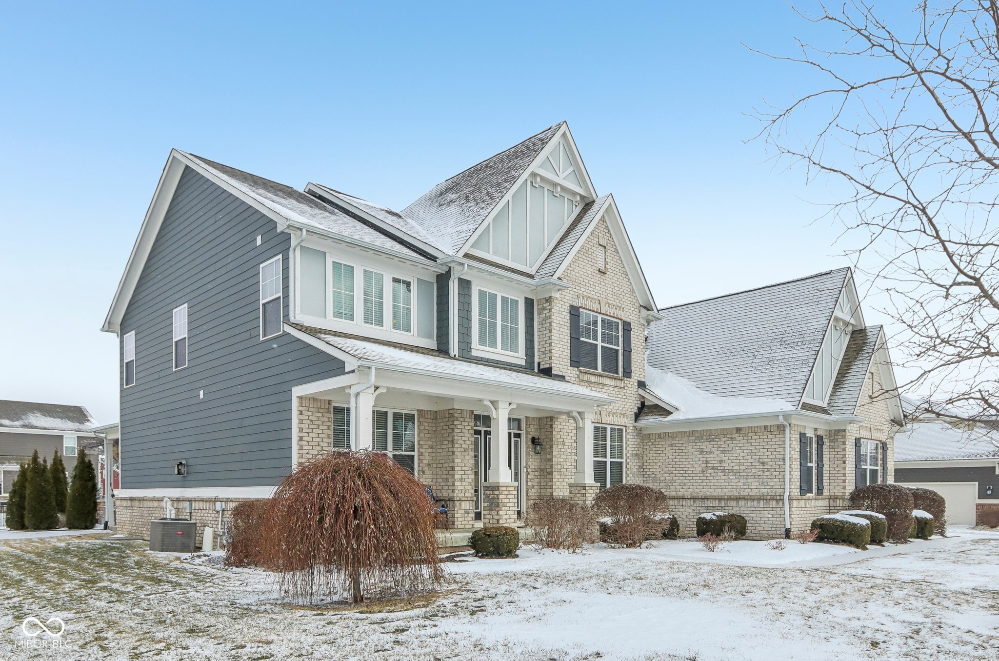 5528 Cottage Grove Lane