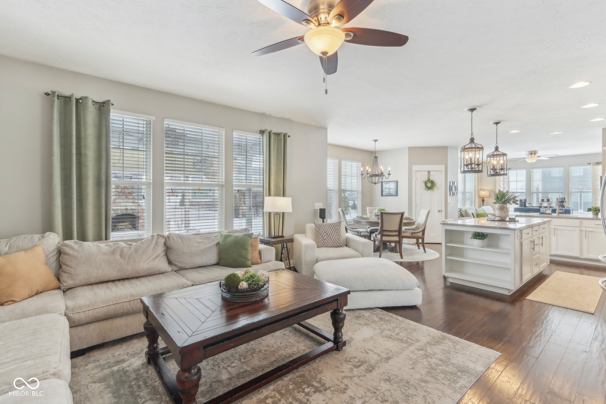 5528 Cottage Grove Lane