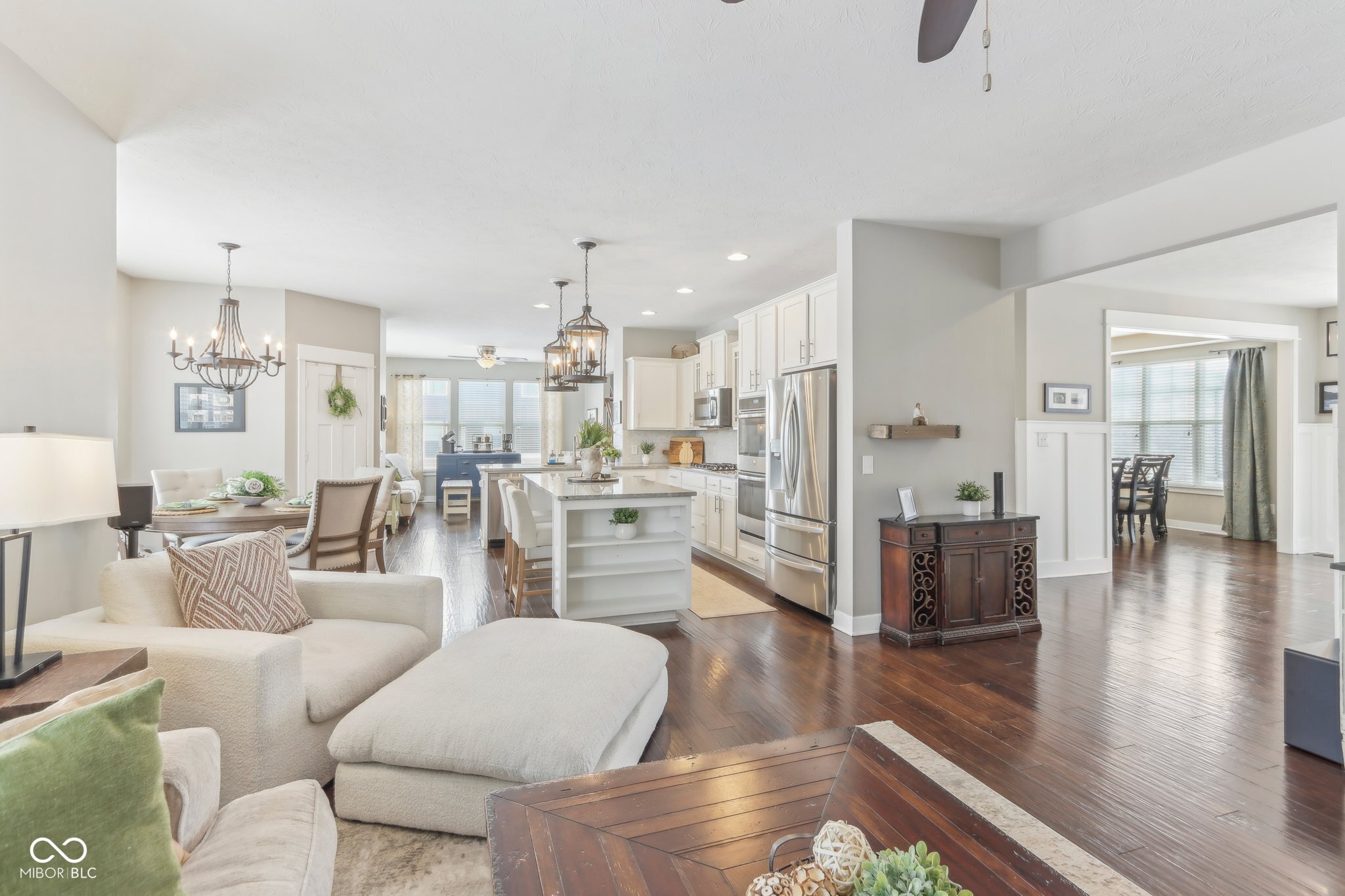 5528 Cottage Grove Lane