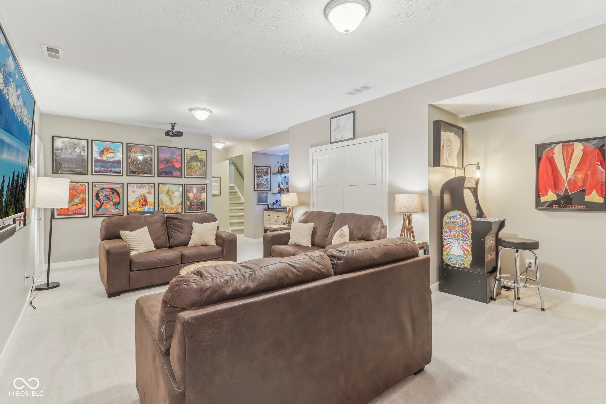 5528 Cottage Grove Lane