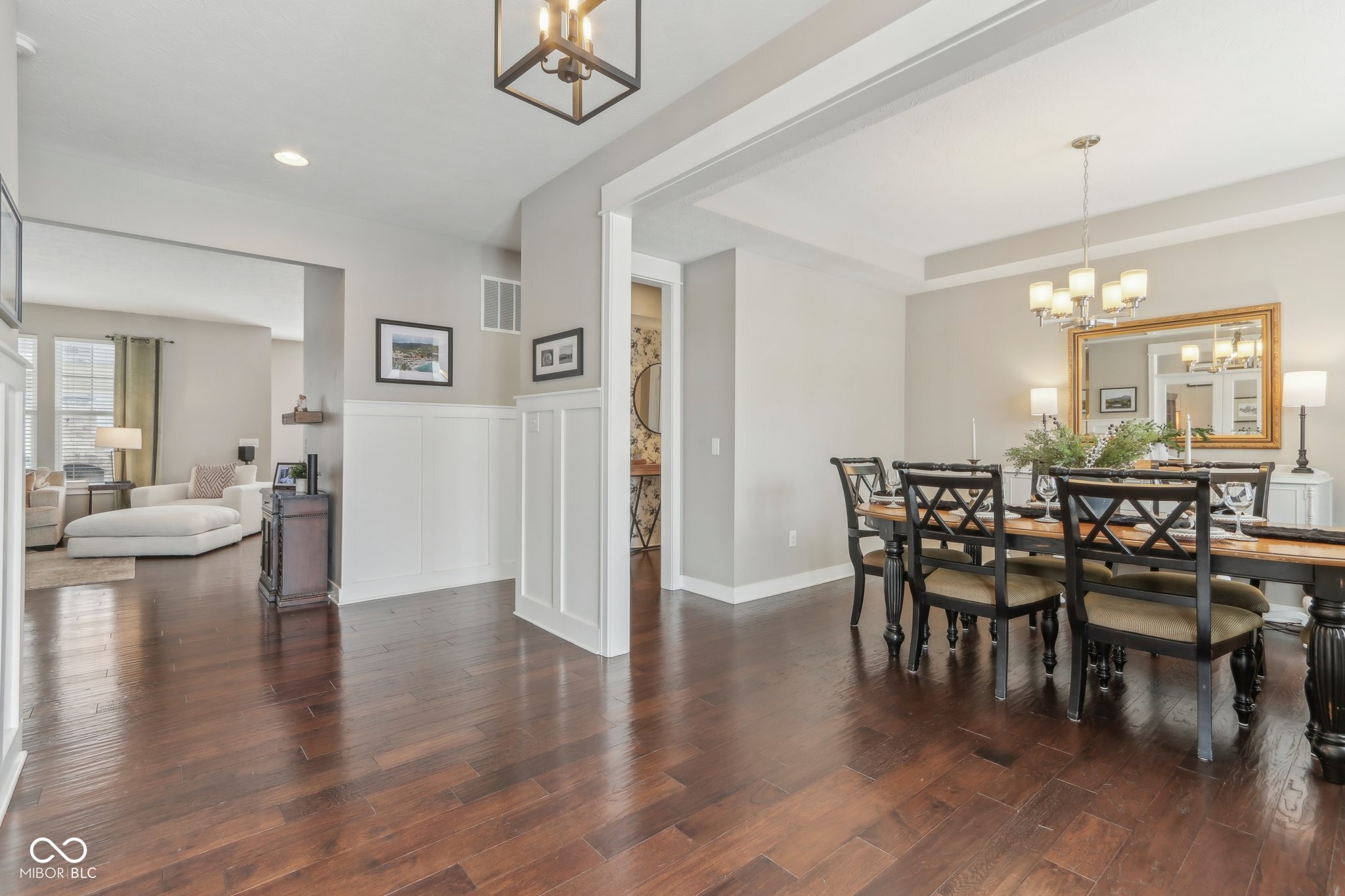 5528 Cottage Grove Lane