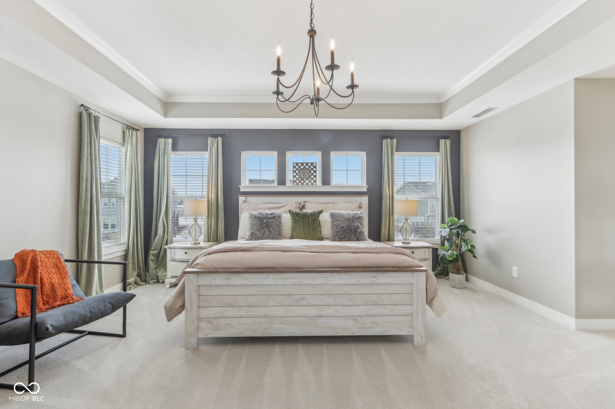 5528 Cottage Grove Lane