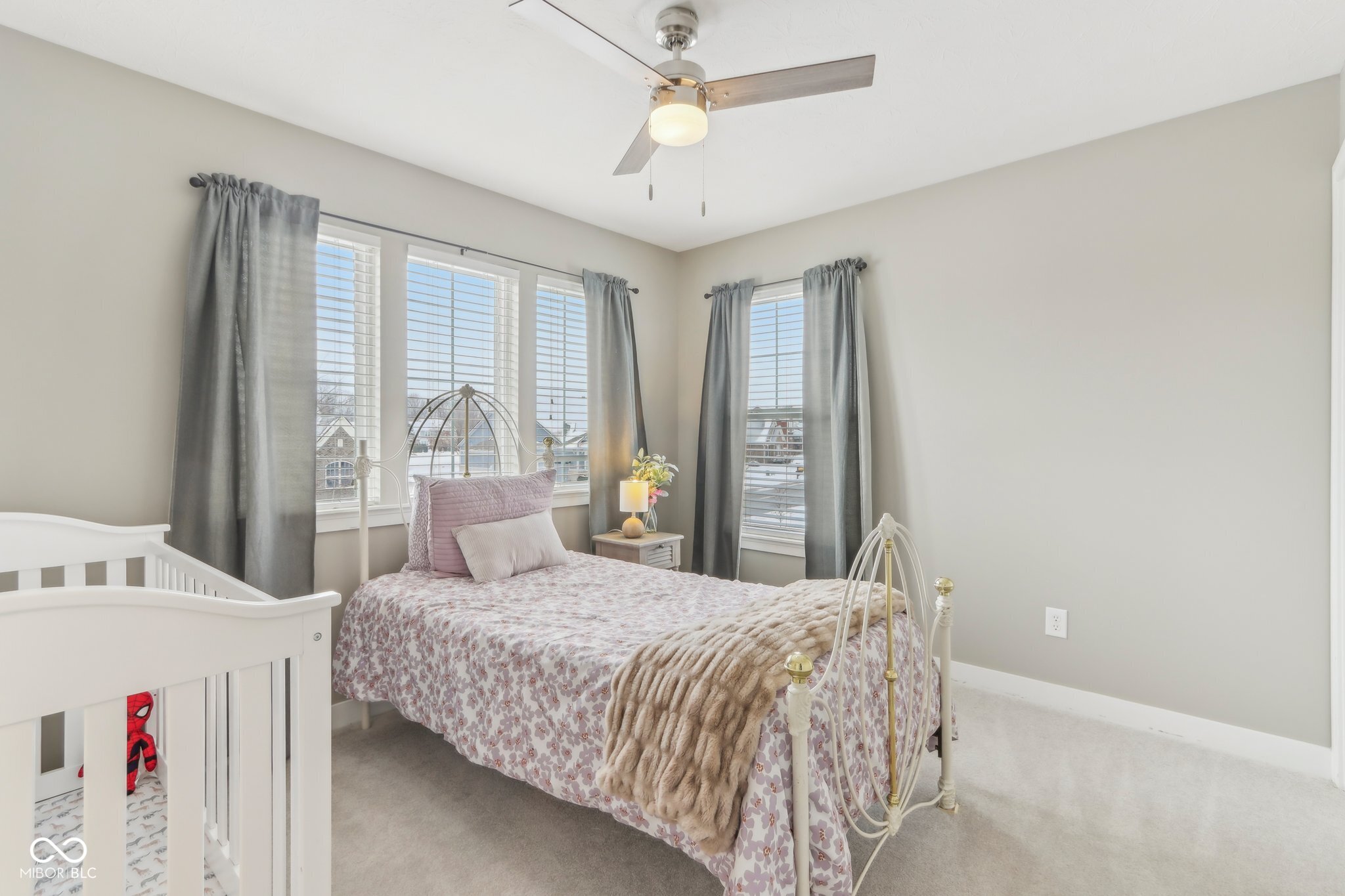 5528 Cottage Grove Lane