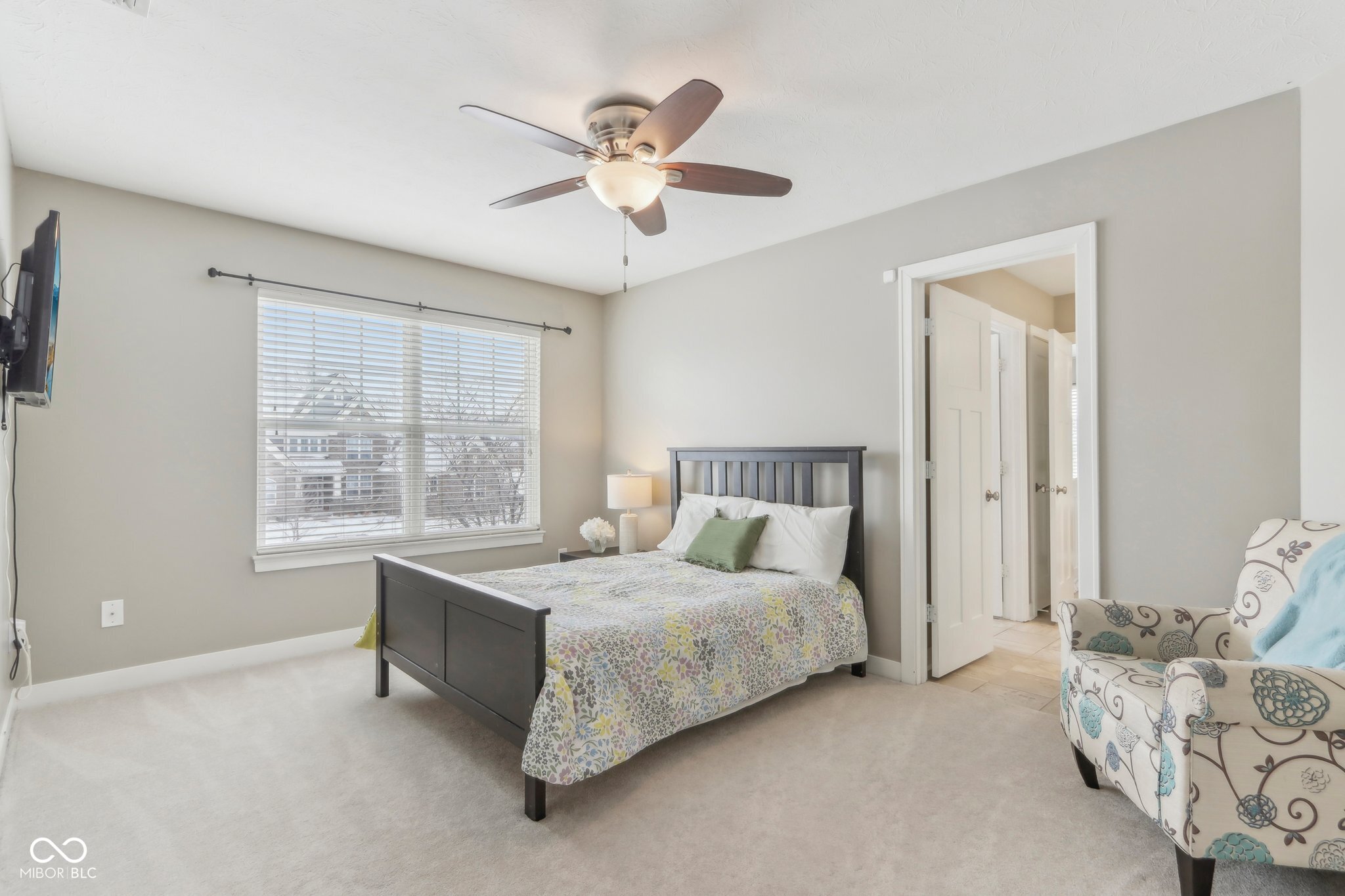5528 Cottage Grove Lane