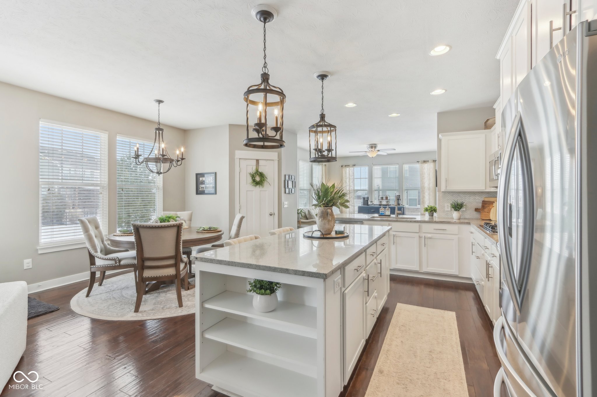 5528 Cottage Grove Lane