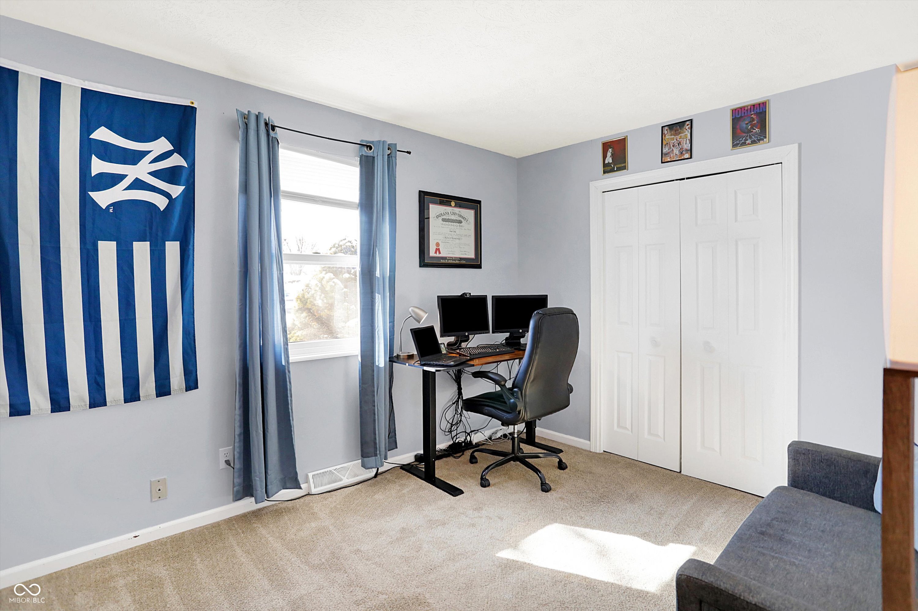 4925 Royal Orbit Court