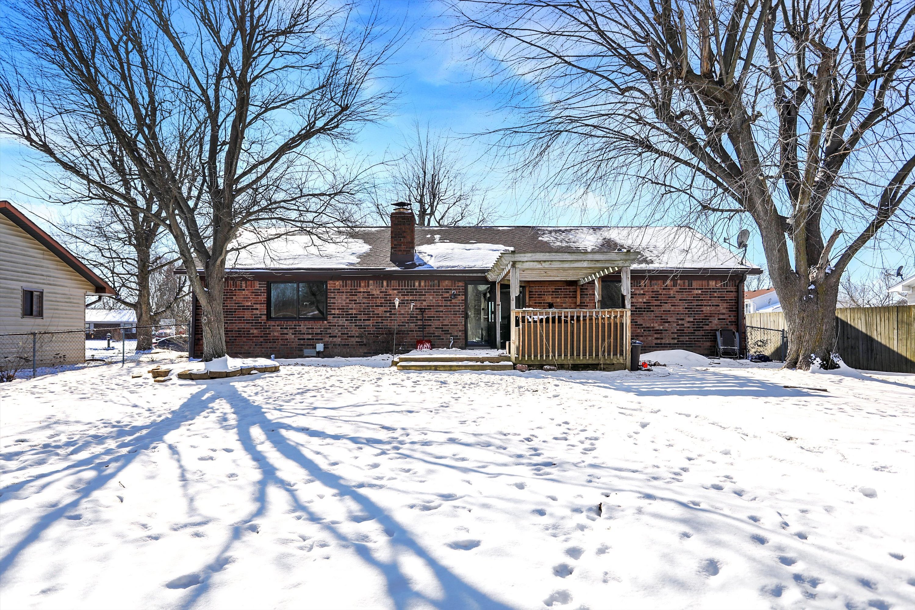 4925 Royal Orbit Court