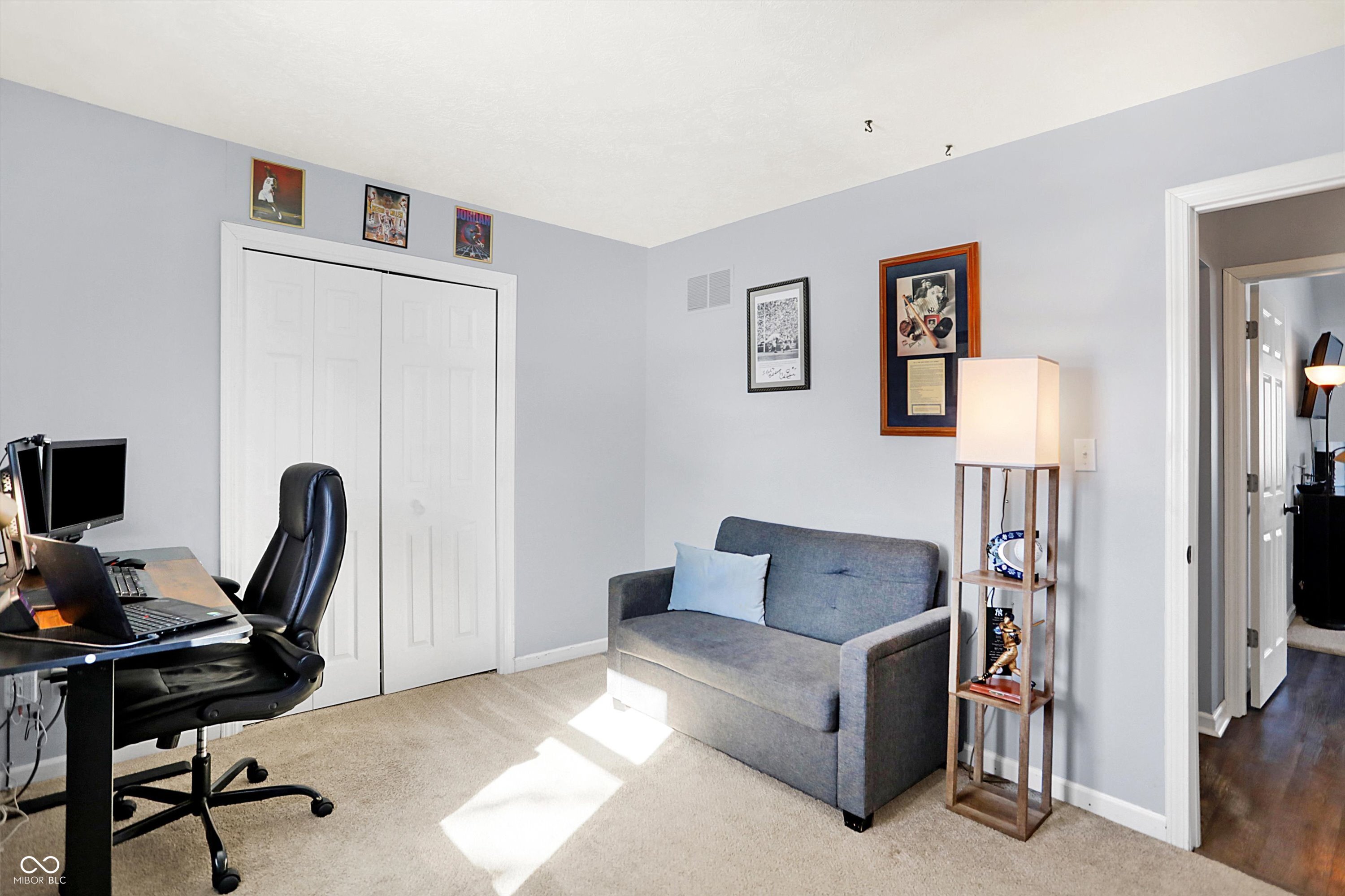 4925 Royal Orbit Court