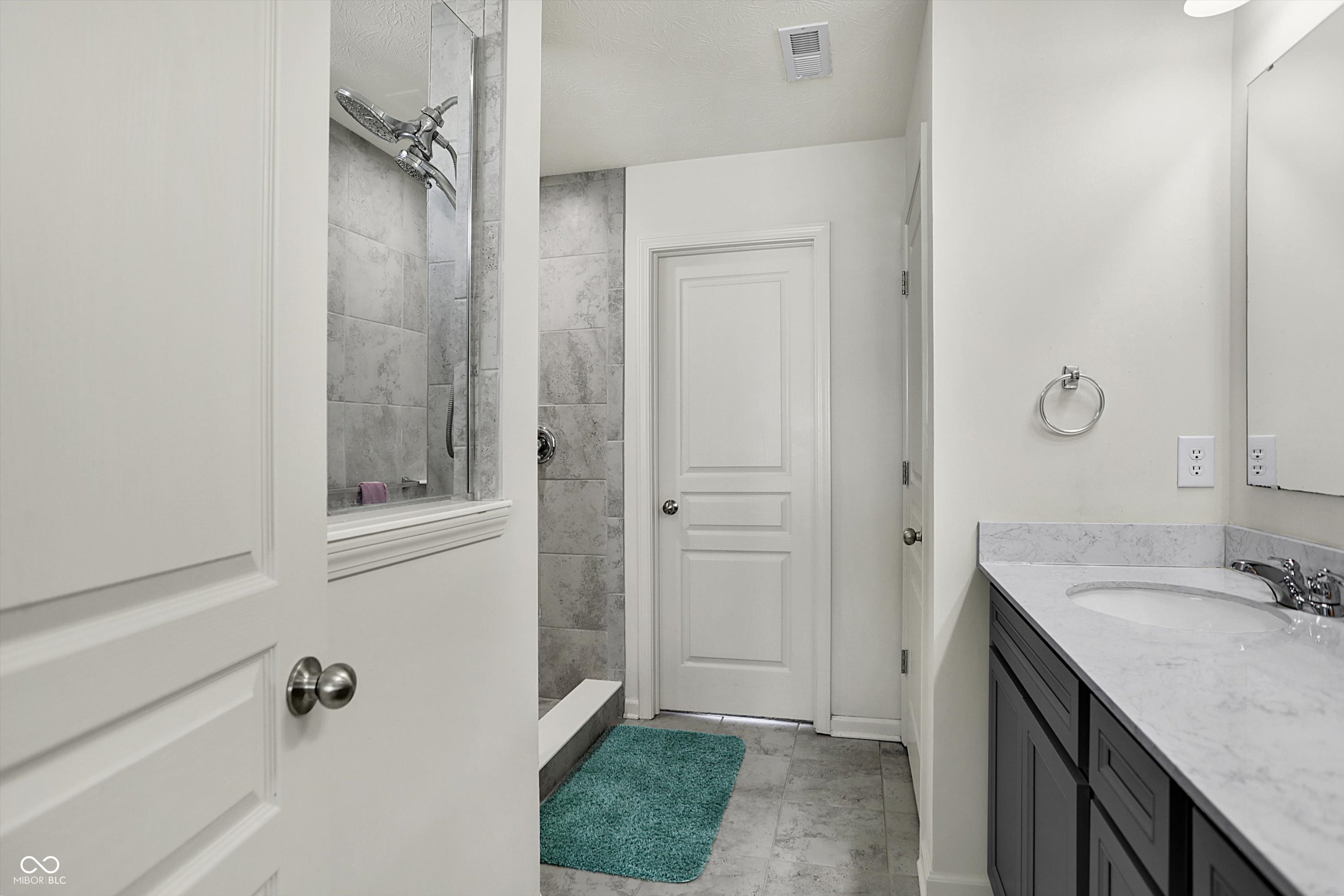 5648 Juniper Court