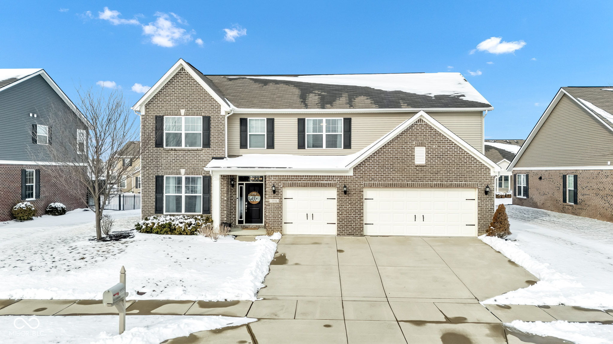 5556 W Compass Point