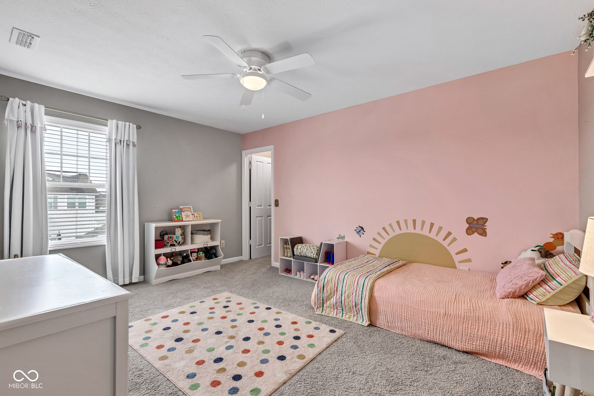 5556 W Compass Point