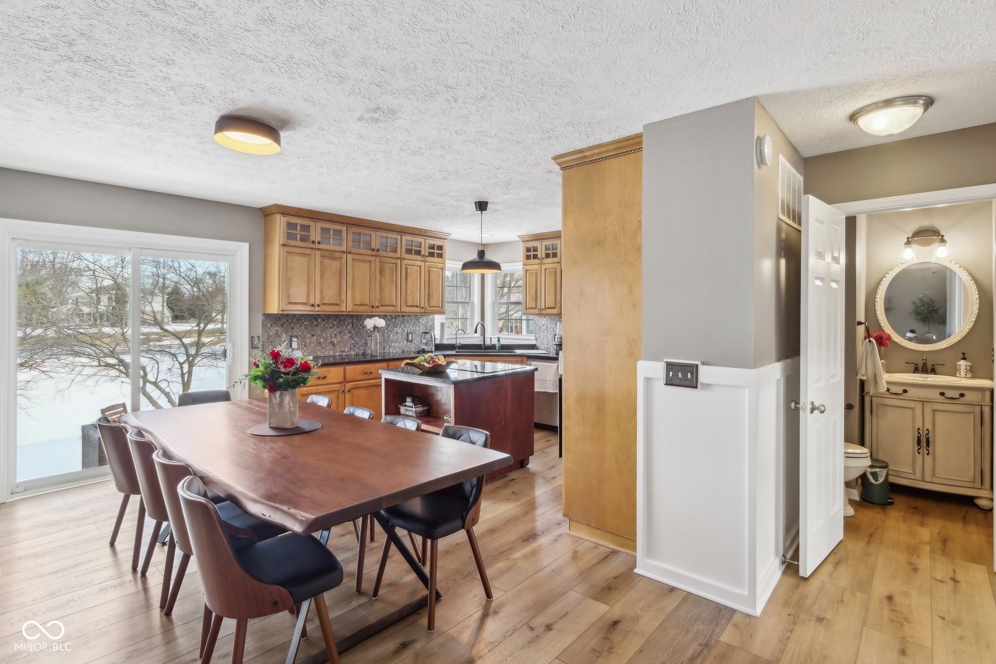 8362 Glen Highlands Drive