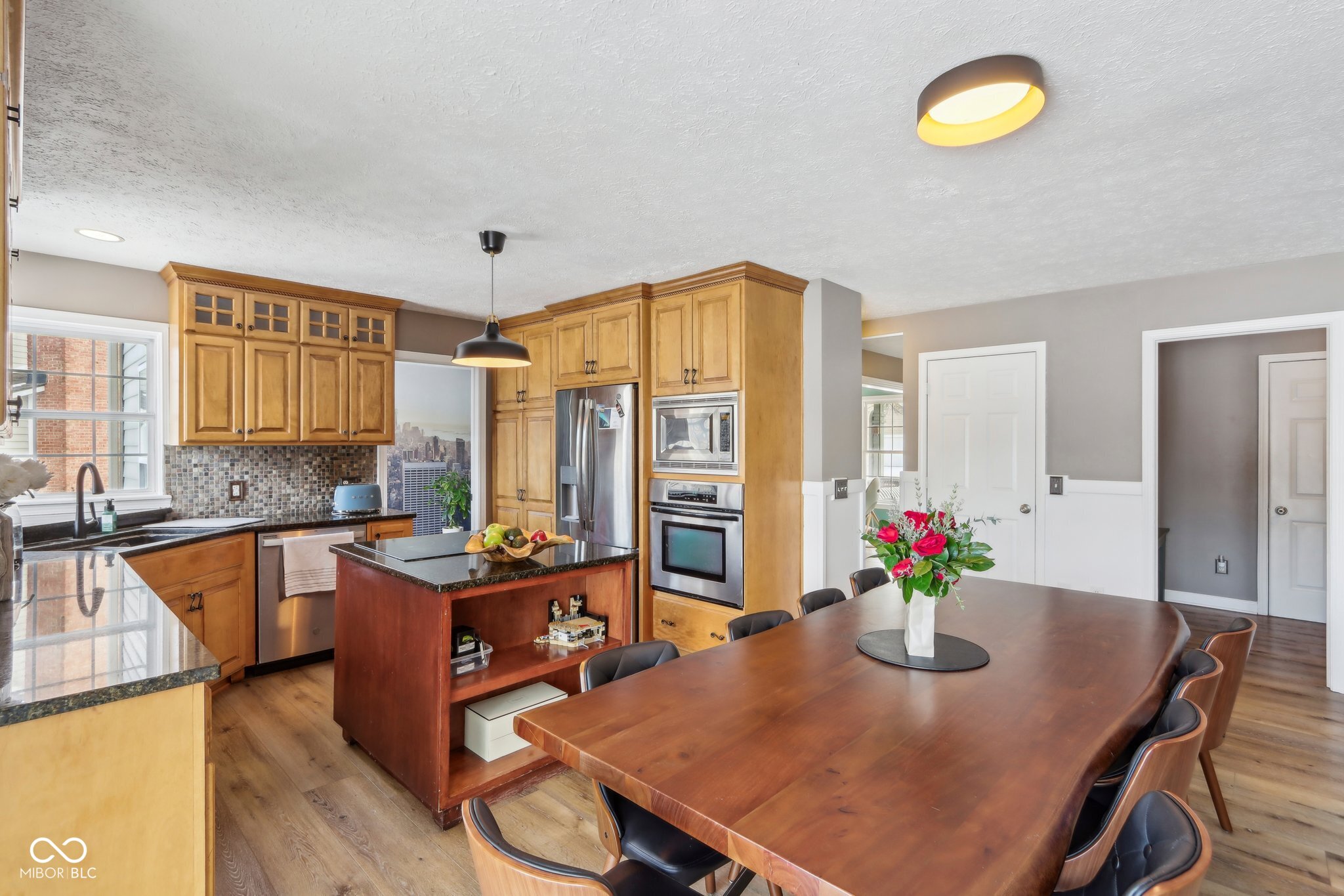 8362 Glen Highlands Drive