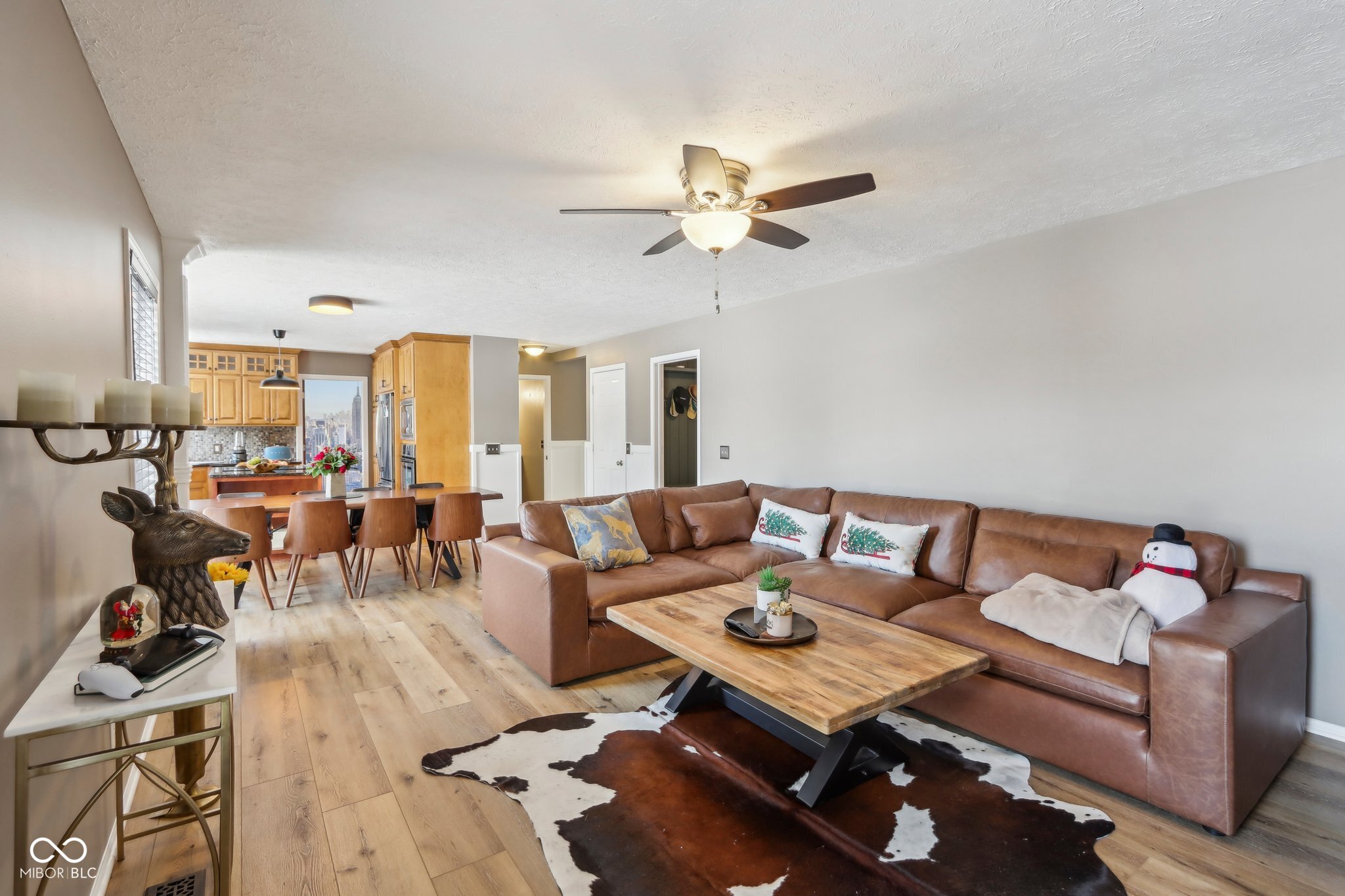 8362 Glen Highlands Drive
