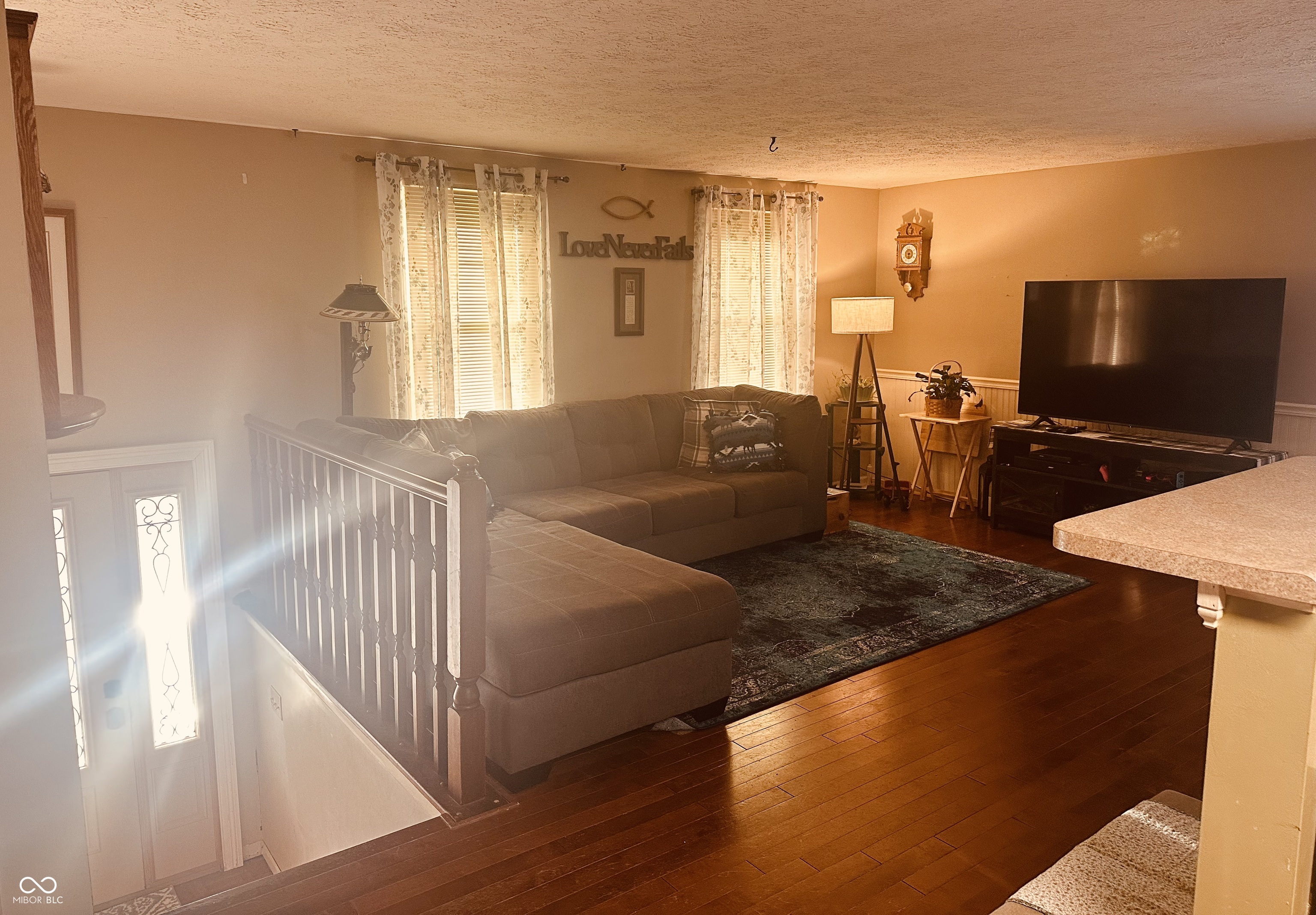 2317 Lincoln Drive