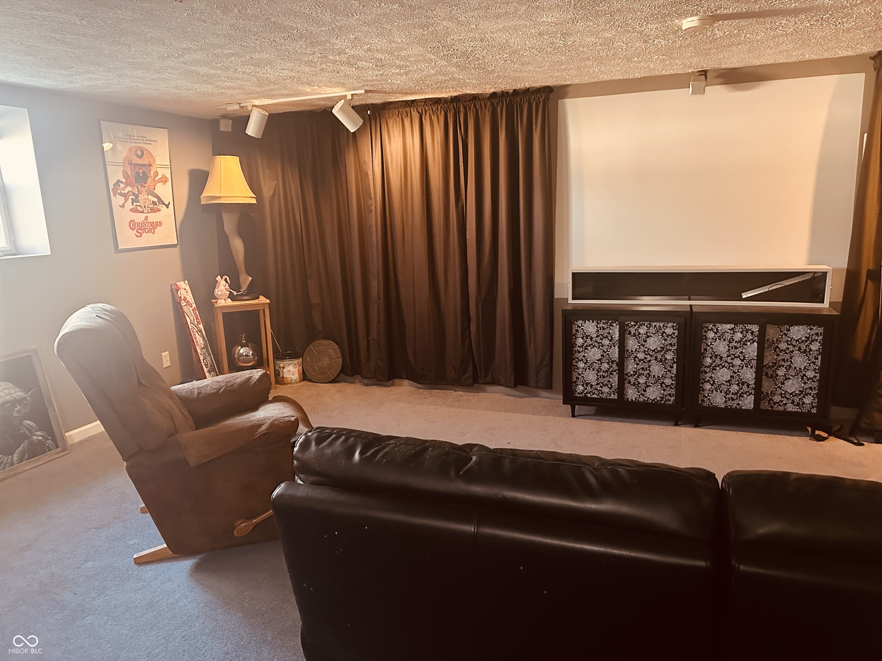 2317 Lincoln Drive