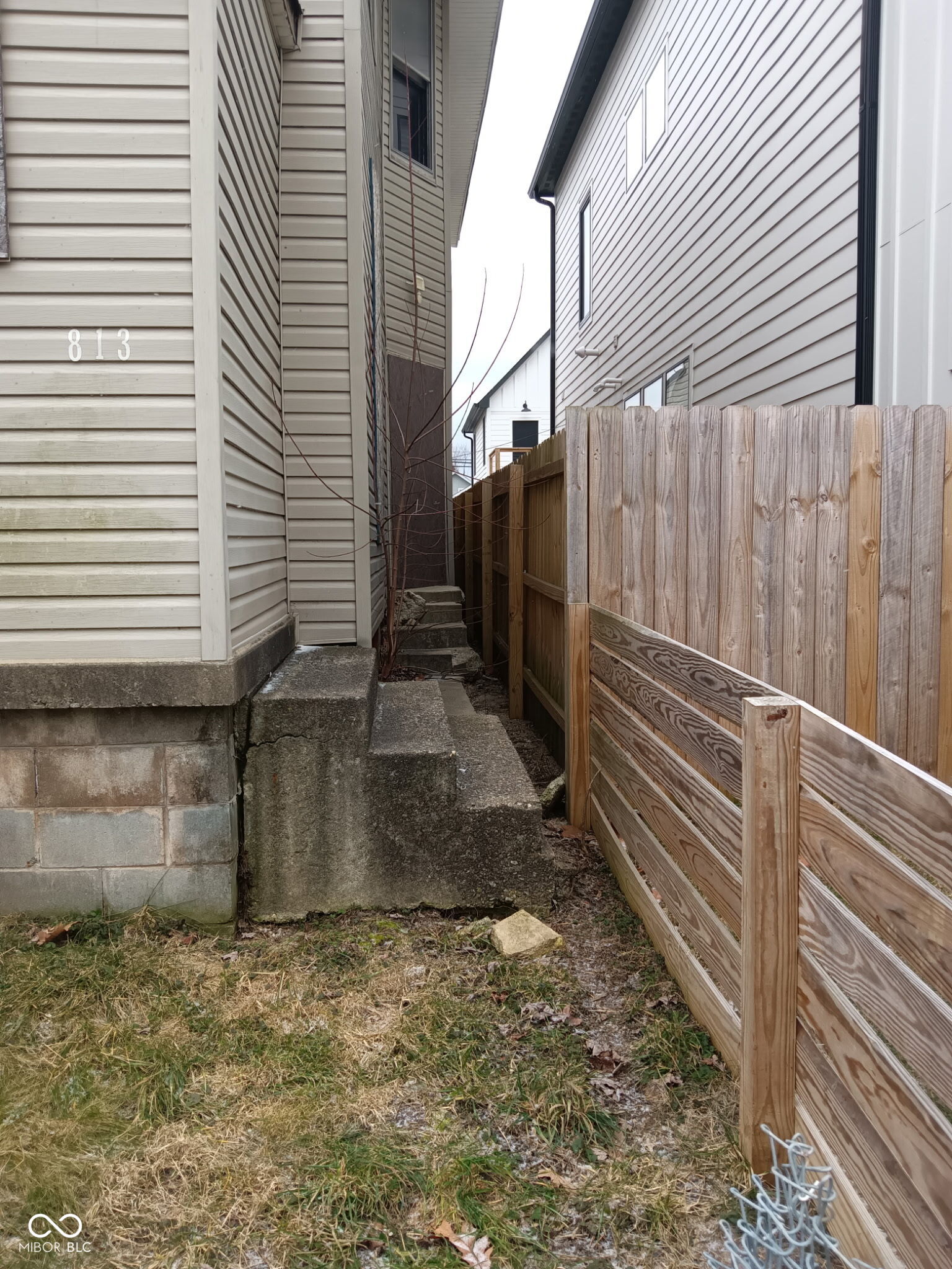 813 E Minnesota Street