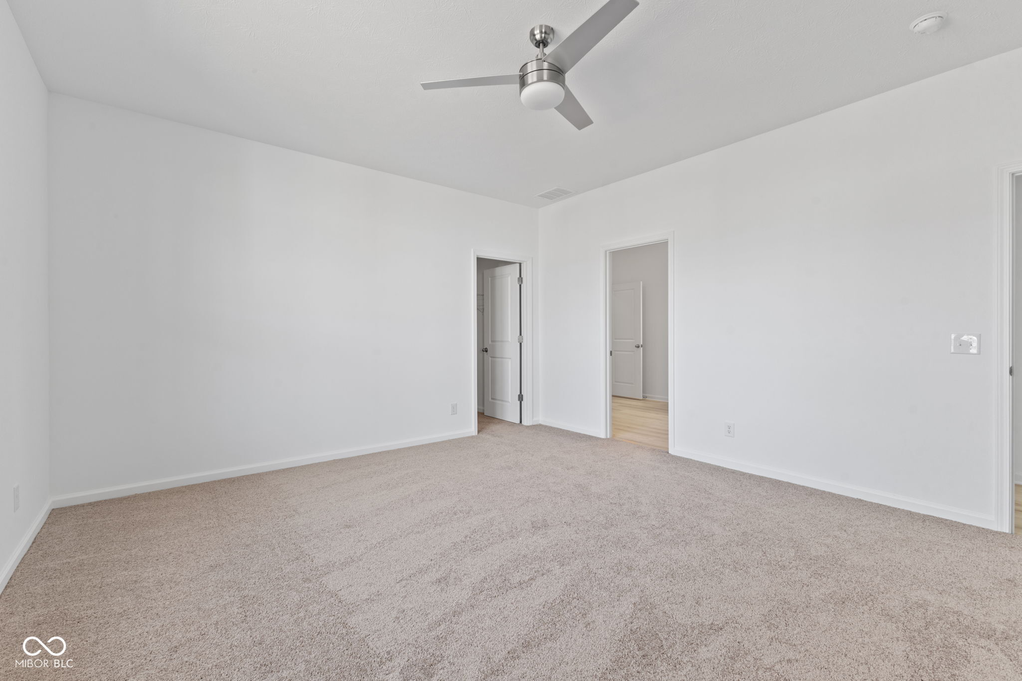 6890 Enclave Drive