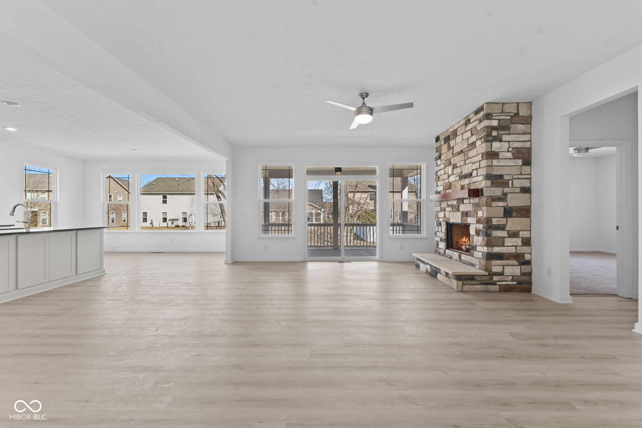 6890 Enclave Drive