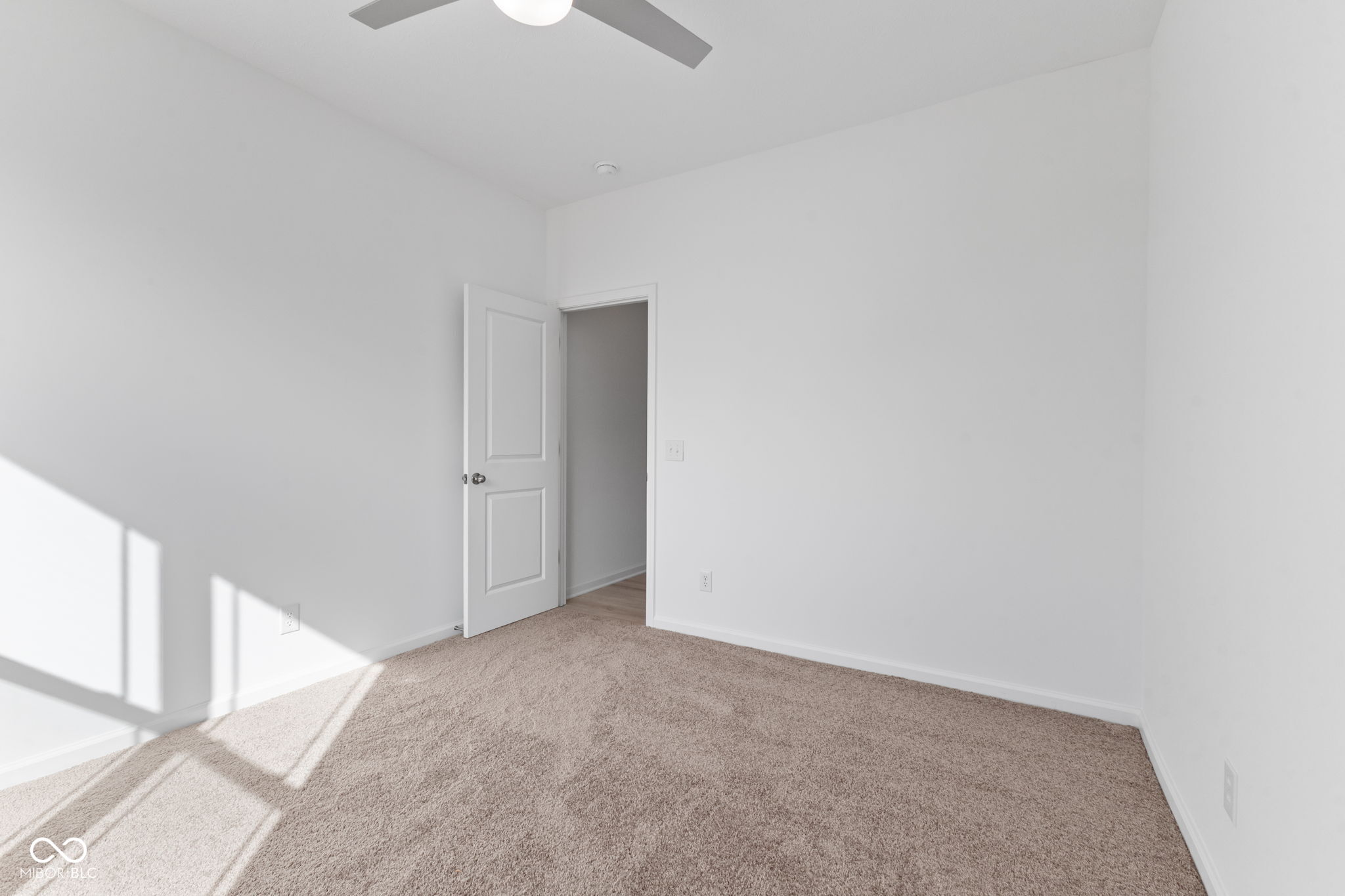 6890 Enclave Drive