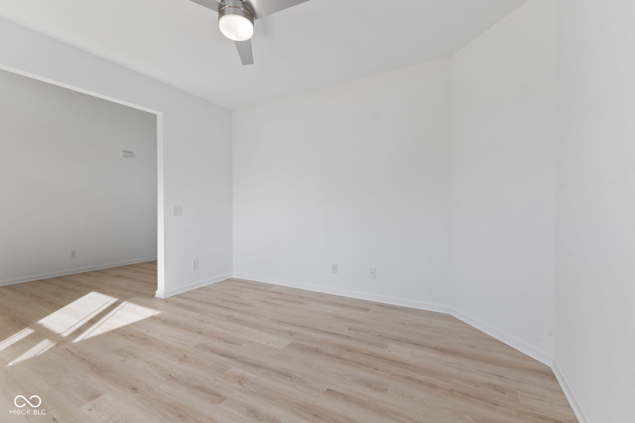 6890 Enclave Drive