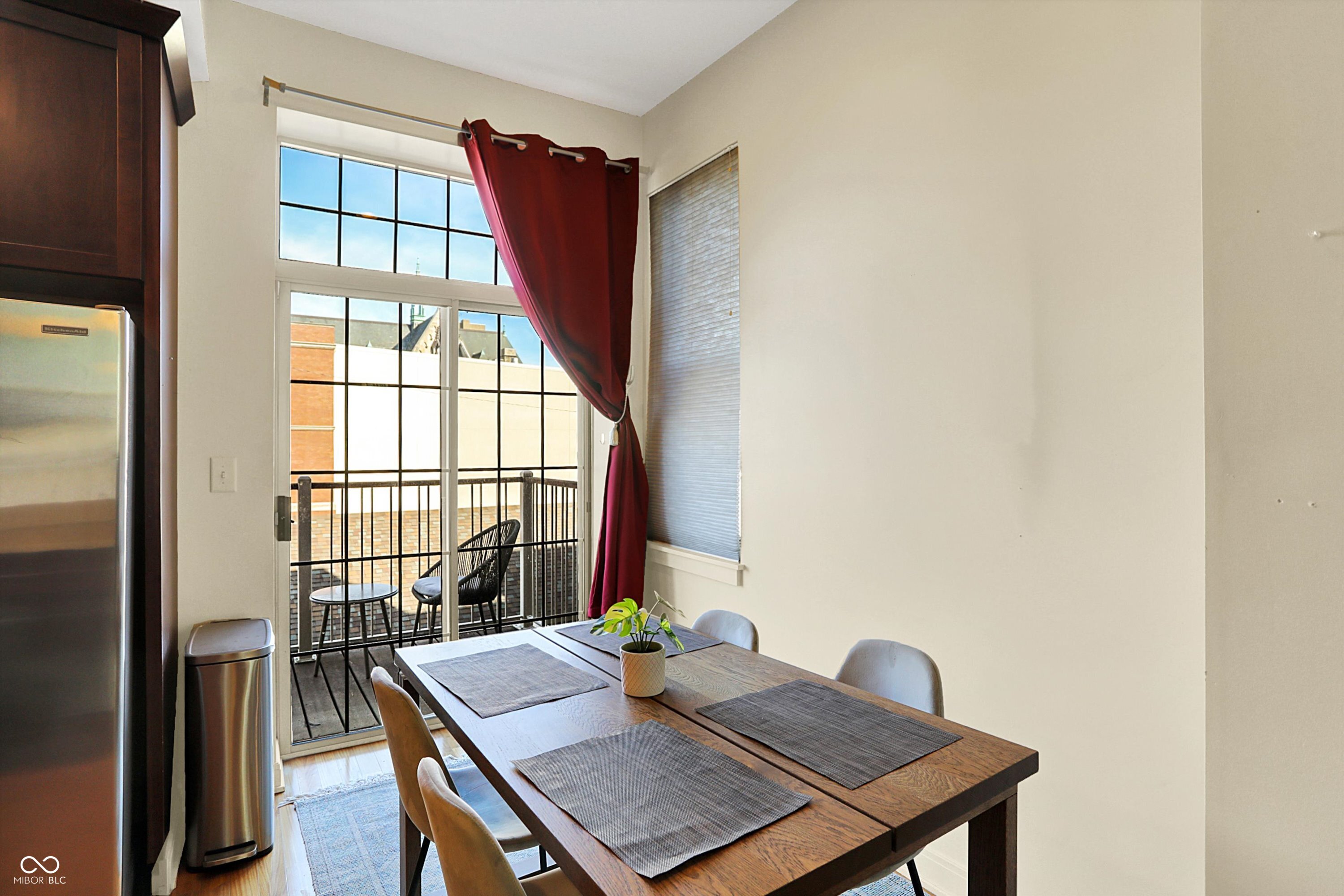 402 E New York Street Unit: 302