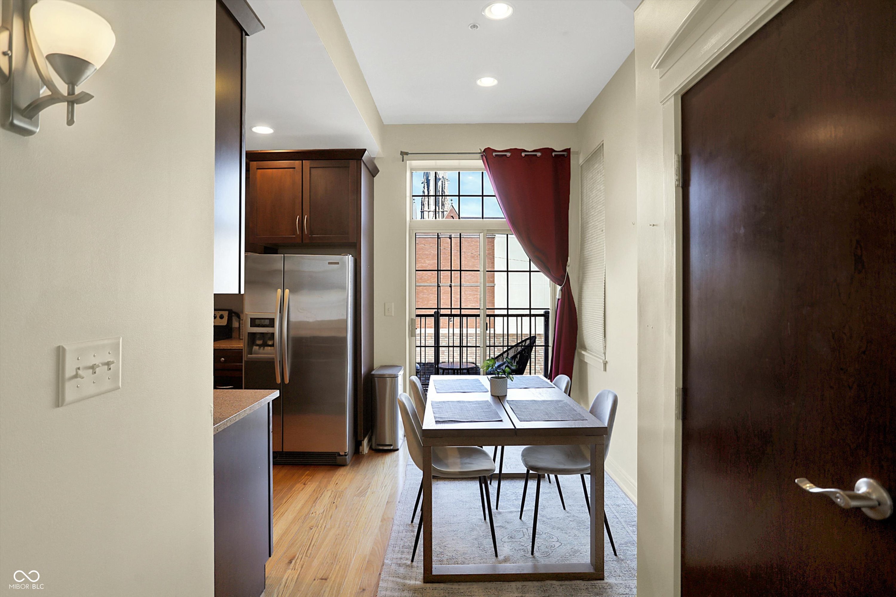 402 E New York Street Unit: 302