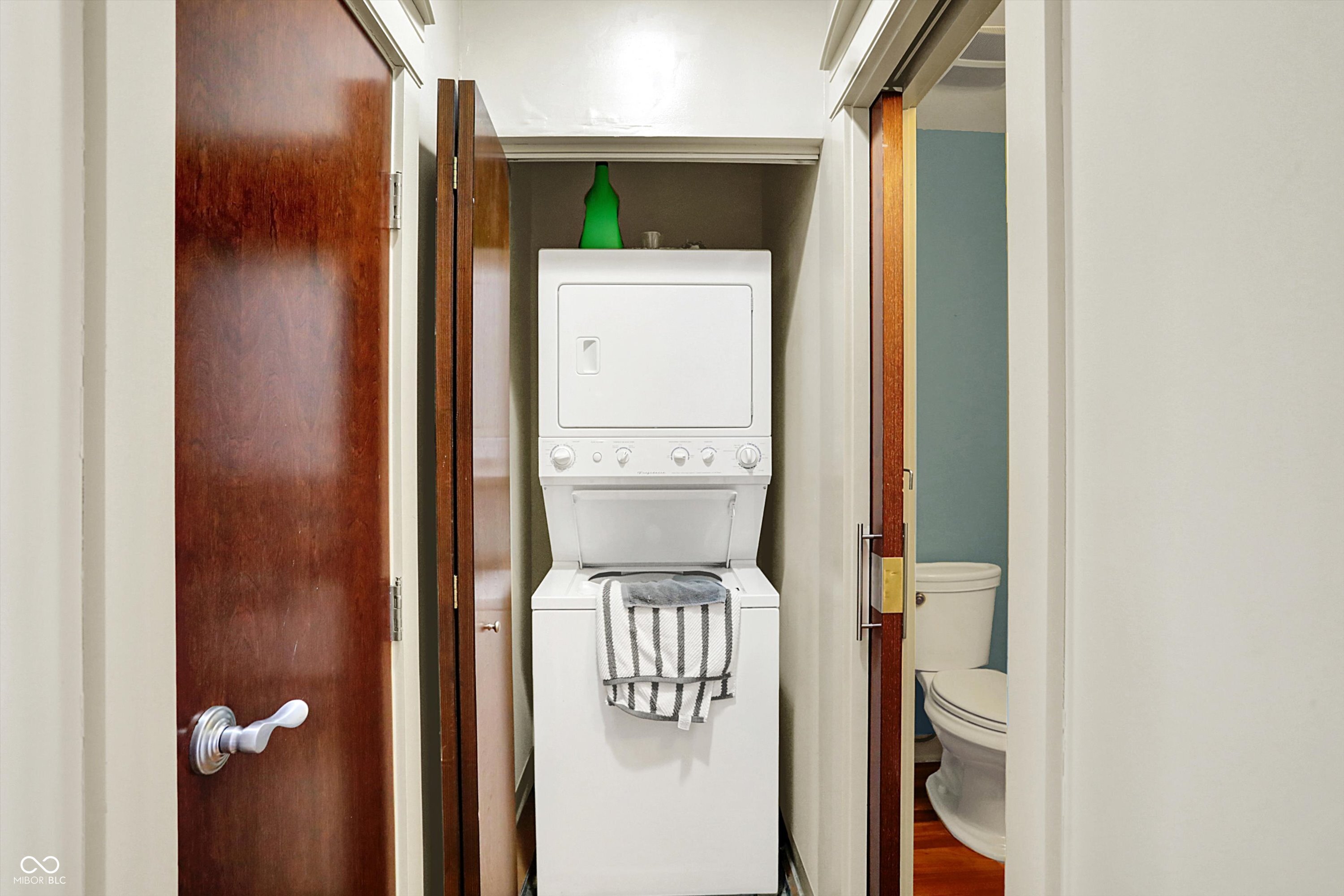 402 E New York Street Unit: 302